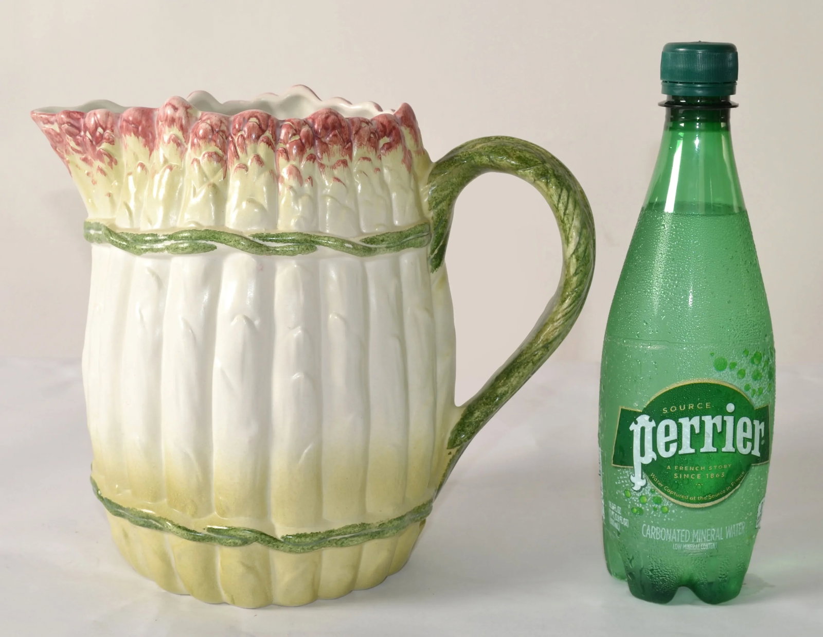 Vintage Hand Painted Italian Asparagus Majolica Ceramic Pitcher or Carafe - 7
