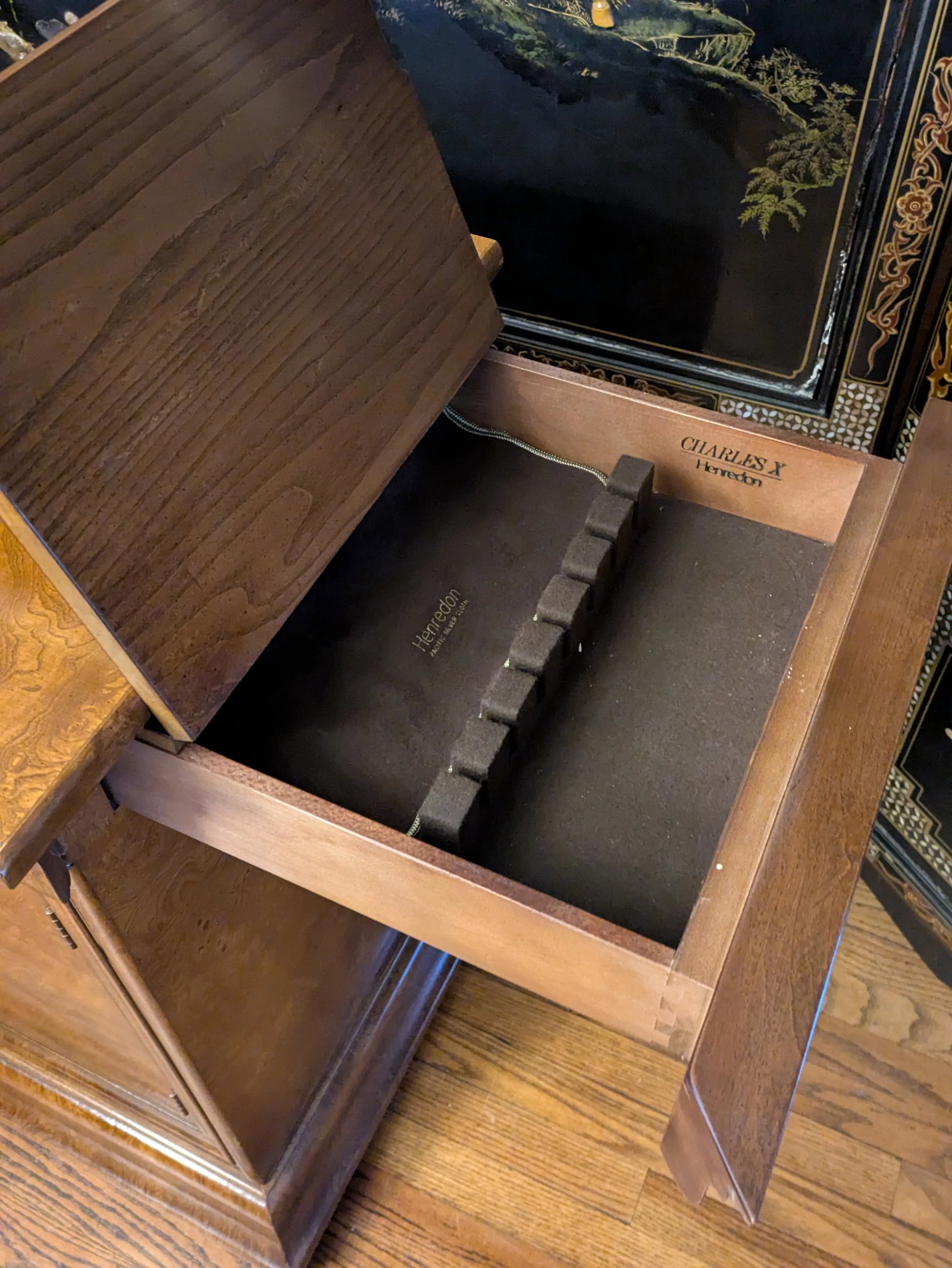 Henredon Charles Sideboard Server - 3