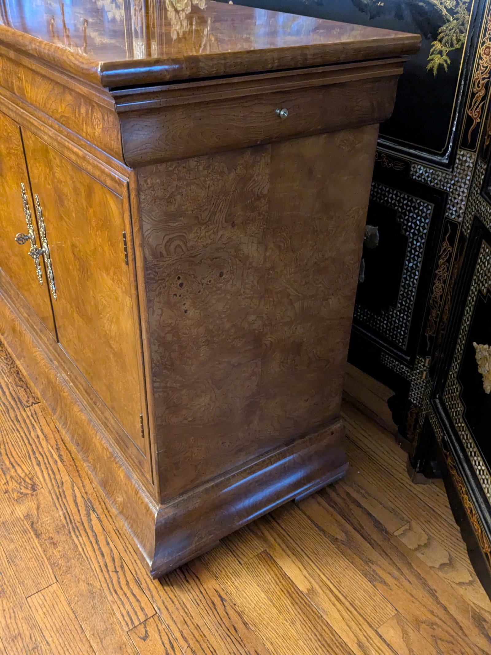 Henredon Charles Sideboard Server - 6