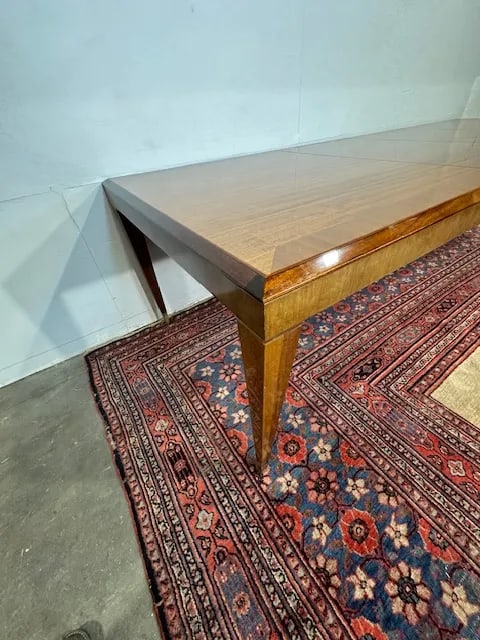 1980s Henredon Dining Room Table With Two Leaves - 3