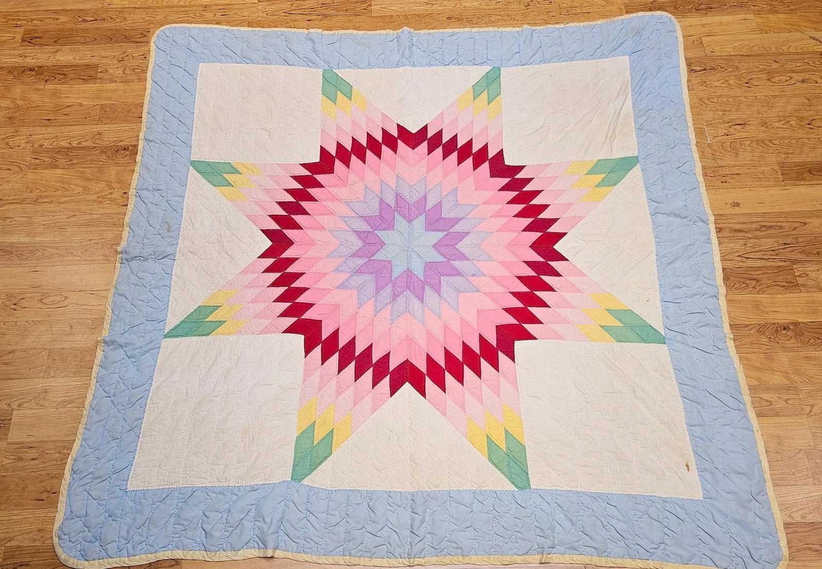 Vintage Hand-Stitched Lone Star Quilt, Early 20th Century - 5