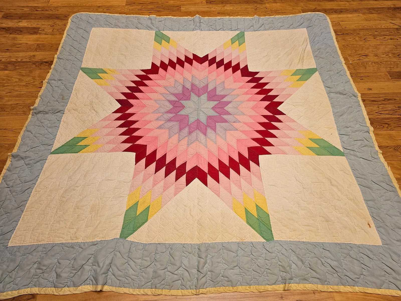Vintage Hand-Stitched Lone Star Quilt, Early 20th Century - 6