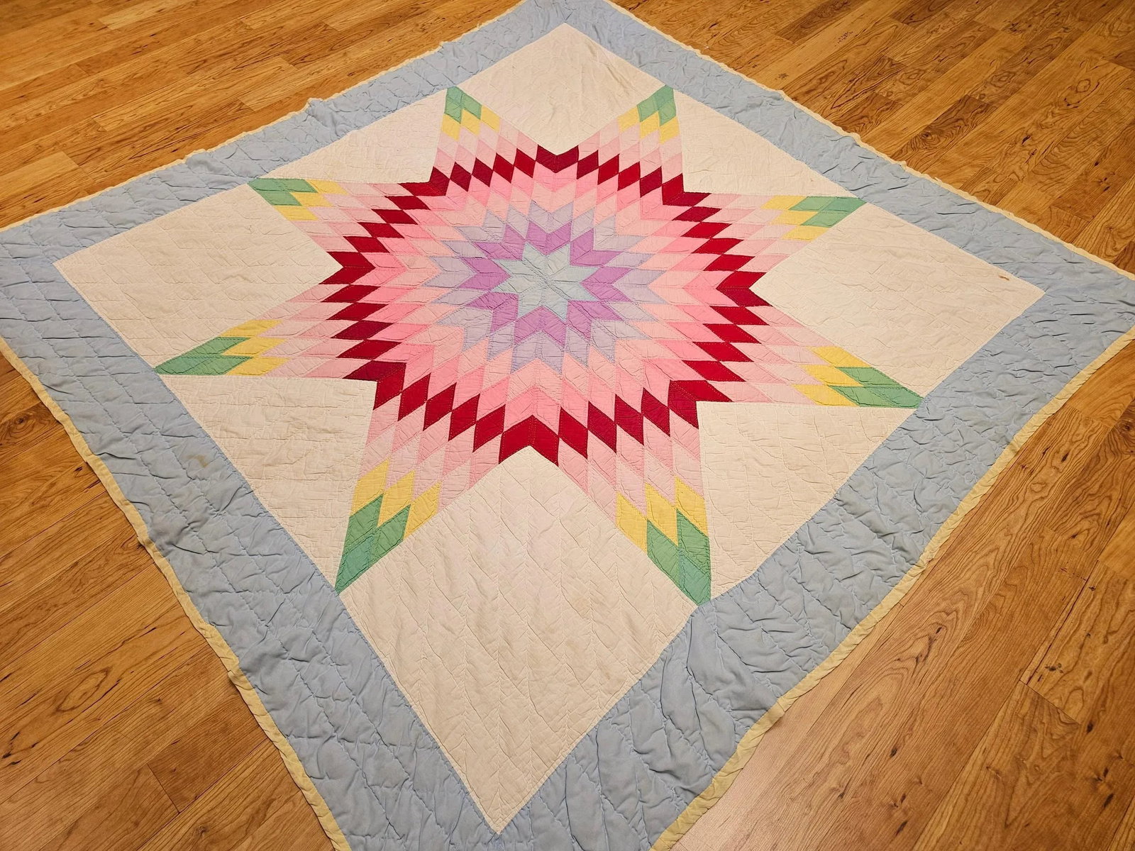 Vintage Hand-Stitched Lone Star Quilt, Early 20th Century - 8
