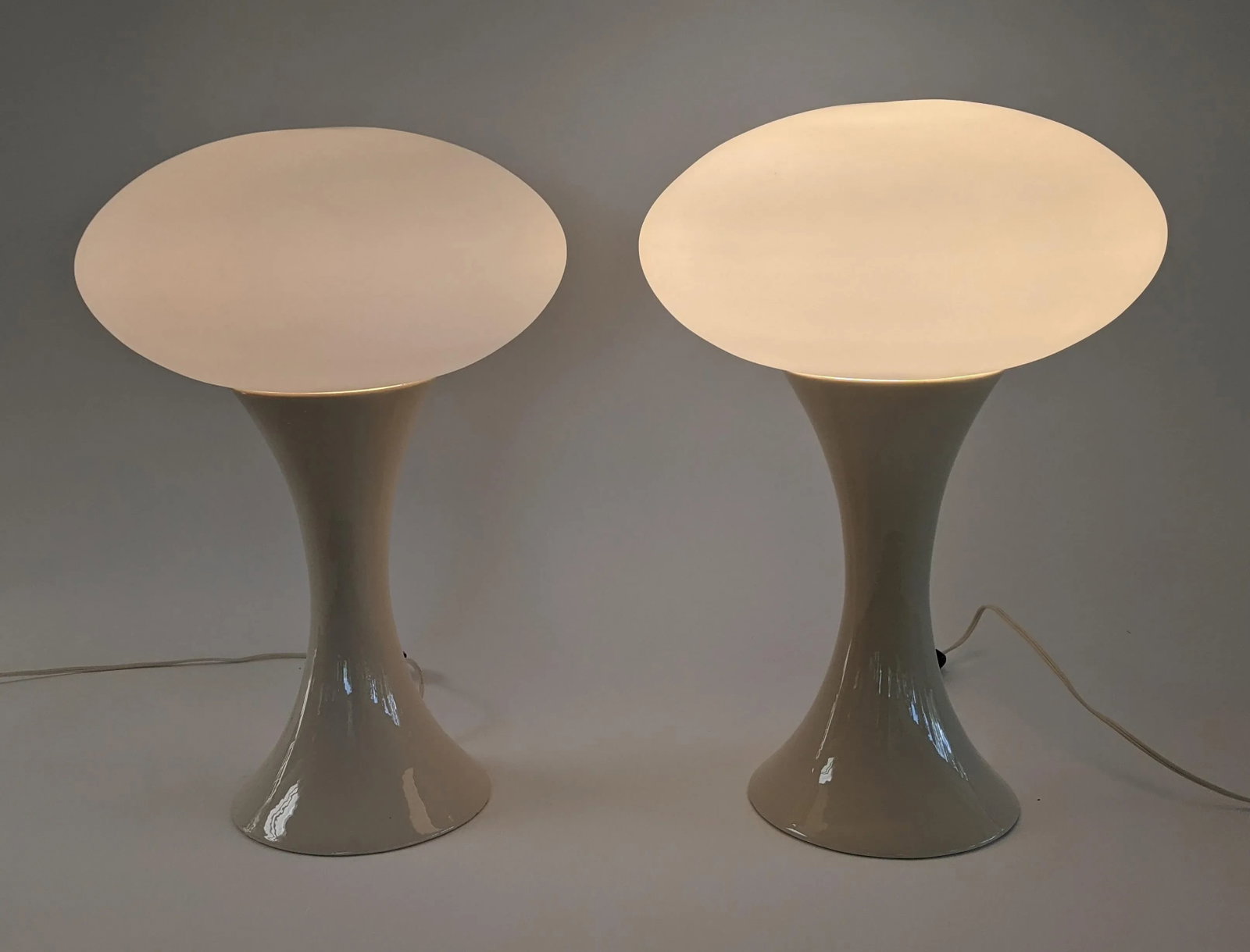 Vintage Large Mushroom Lamps With Ceramic Bases and Glass Shades - a Pair - 4