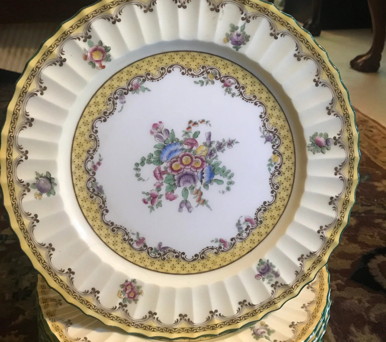 English Floral Service Dinner Plates by Royal Worcester - Set of 12 - 2