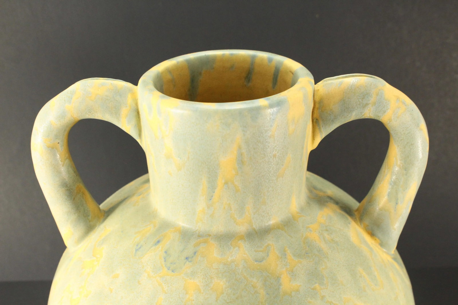 Early 1900's American Studio Pottery Arts & Crafts Celadon Mottled Glaze Vase - 9