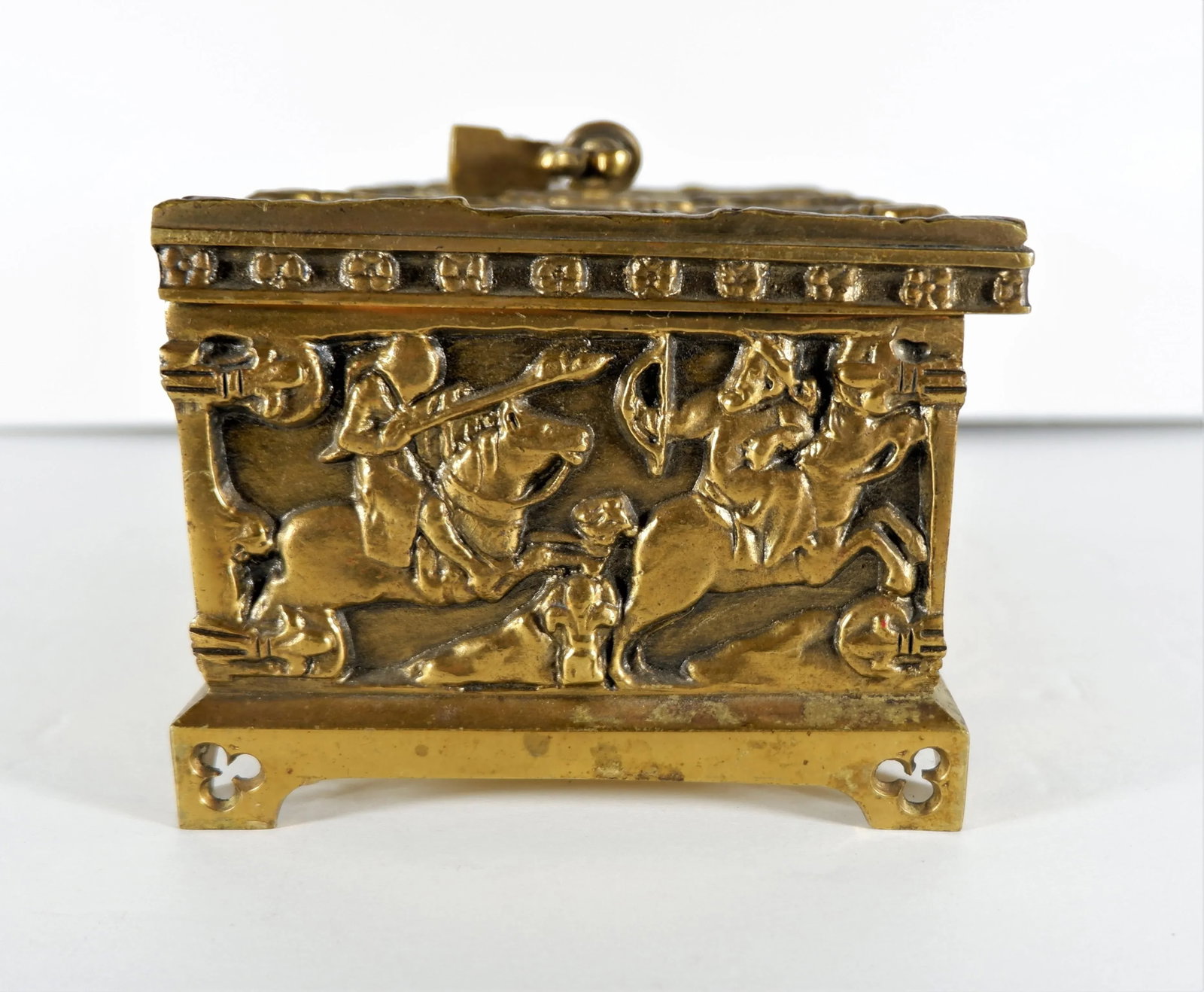 Vintage Brass Relic Casket Box Repose Figures - 6