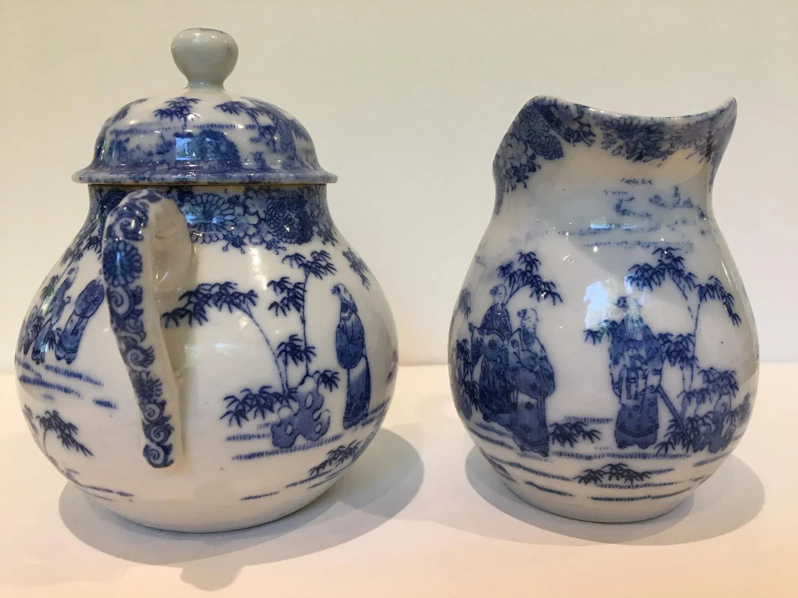 Vintage Chinoiserie Blue and White Creamer and Lidded Sugar Bowl - Set of 2 - 3
