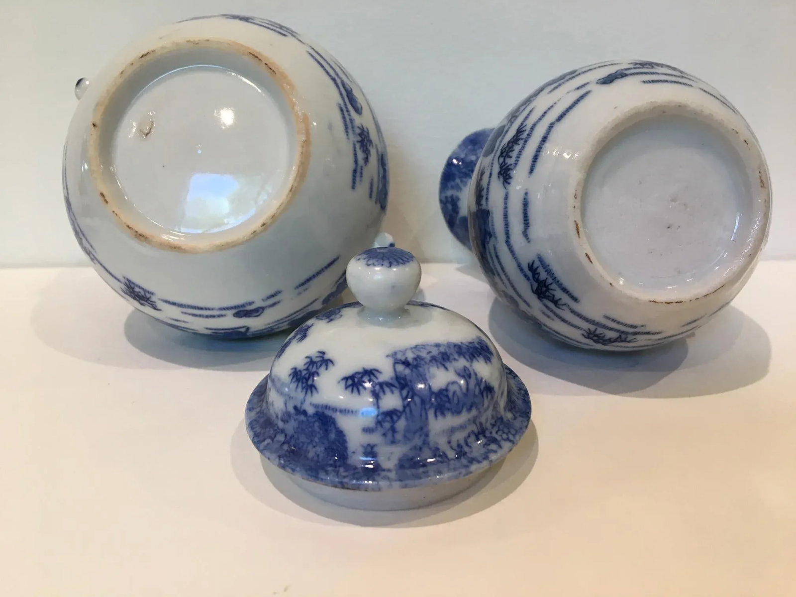 Vintage Chinoiserie Blue and White Creamer and Lidded Sugar Bowl - Set of 2 - 5