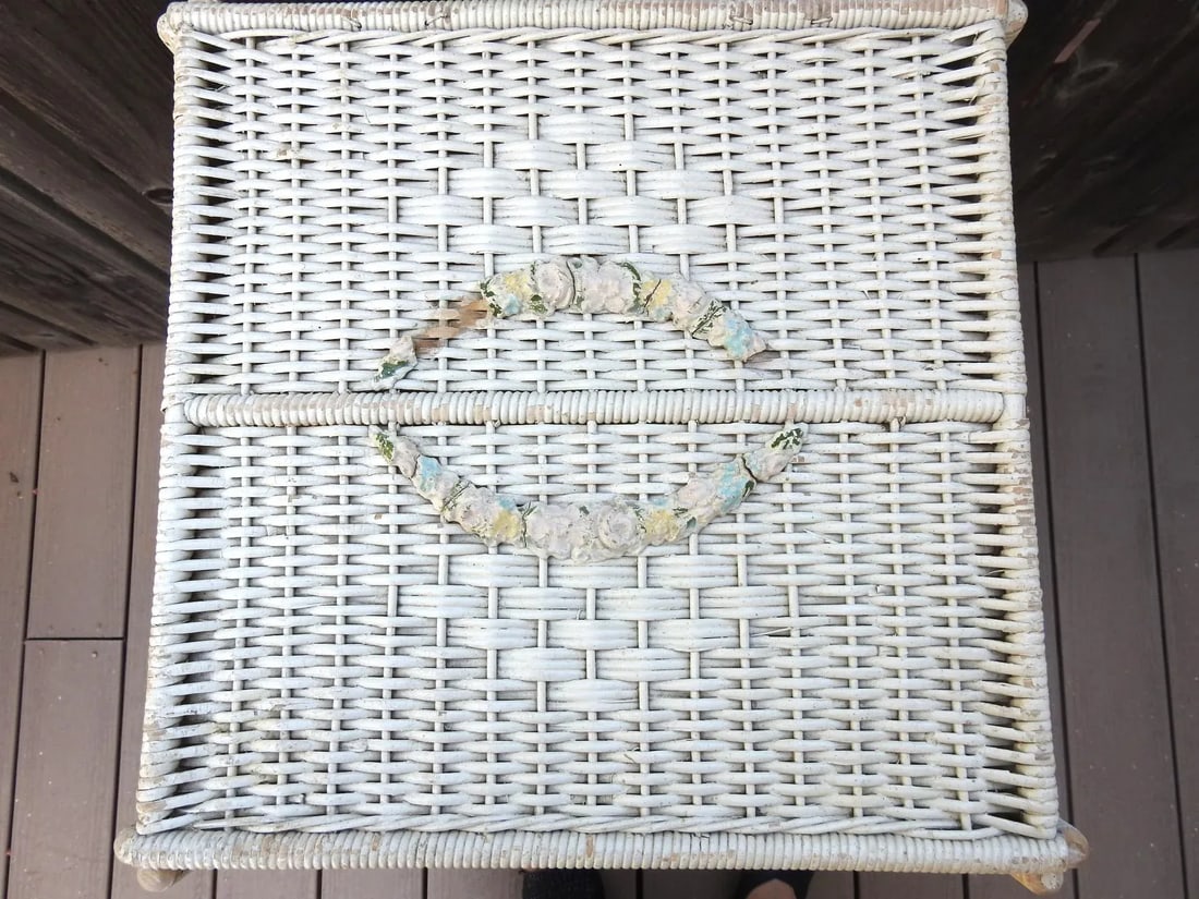 Antique Wicker Linen Cabinet With Chalkware Details - 6