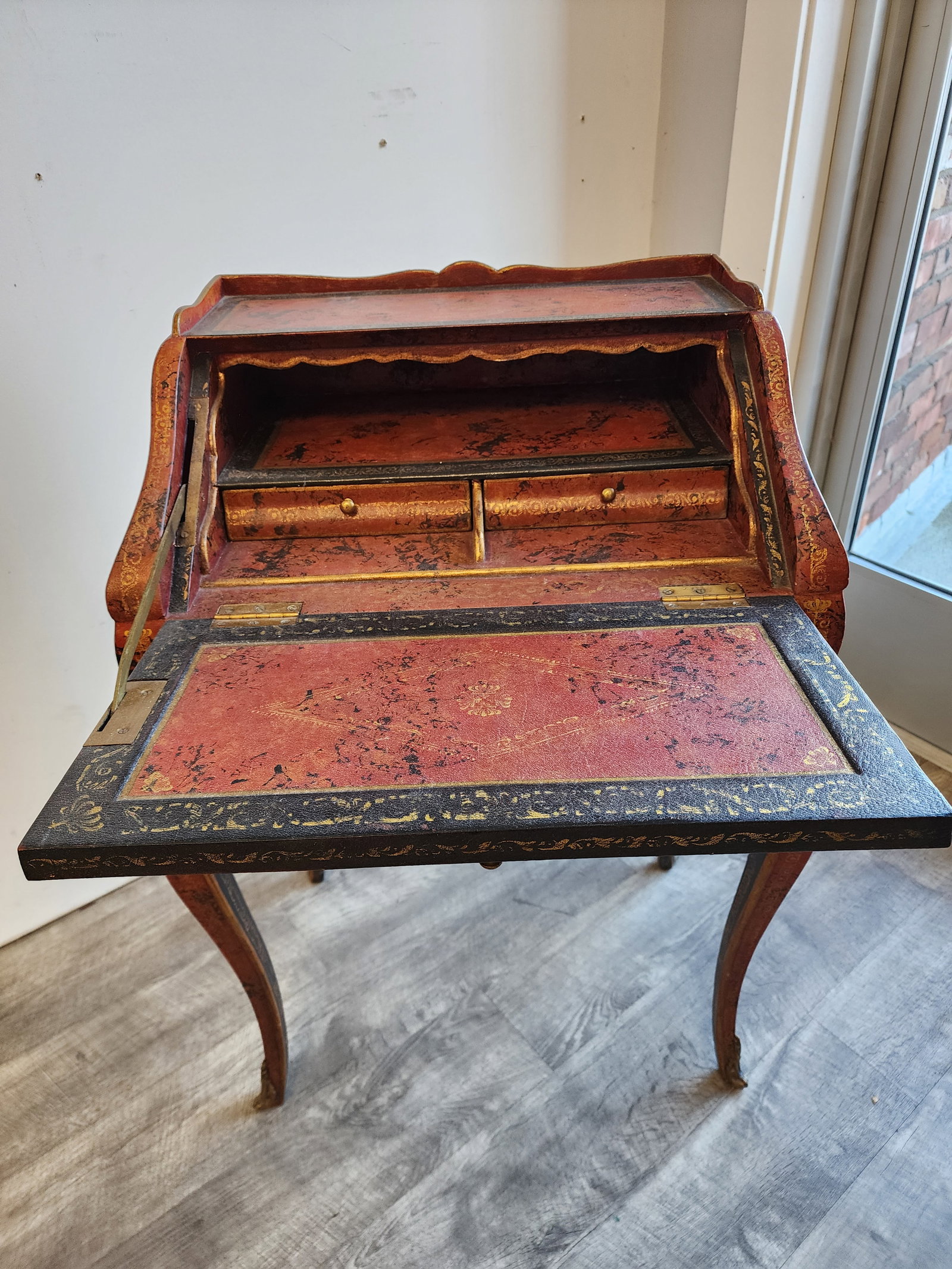 Late 20th Century Louis XV Leather Wrapped Ladies Desk by Theodore Alexander - 10