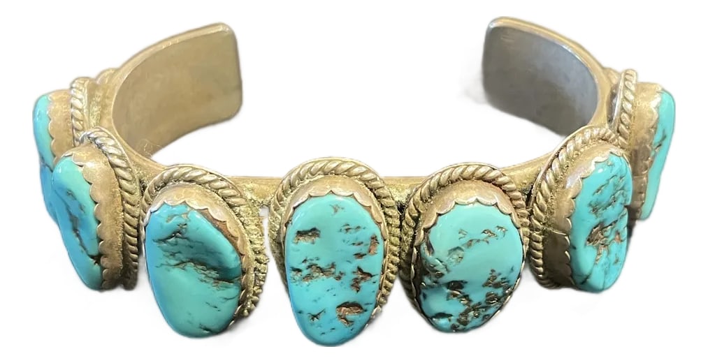 Vintage Navajo Sterling Silver and Az Turquoise Cuff by Tom Billy: Navajo silver and turquoise cuff by Tom Billy Inspiration mine turquoise (Globe ,Az) Hand signed - see photos Written appraisal. Fits 6 1/2 -7 inch wrist. Condition: Alterations: Original Condition