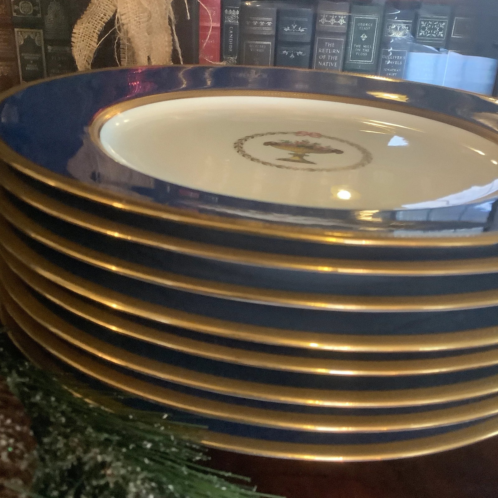 Set of 12 Spode Copelands Cobalt Dinner Plates, Acid Etched Gold - 10