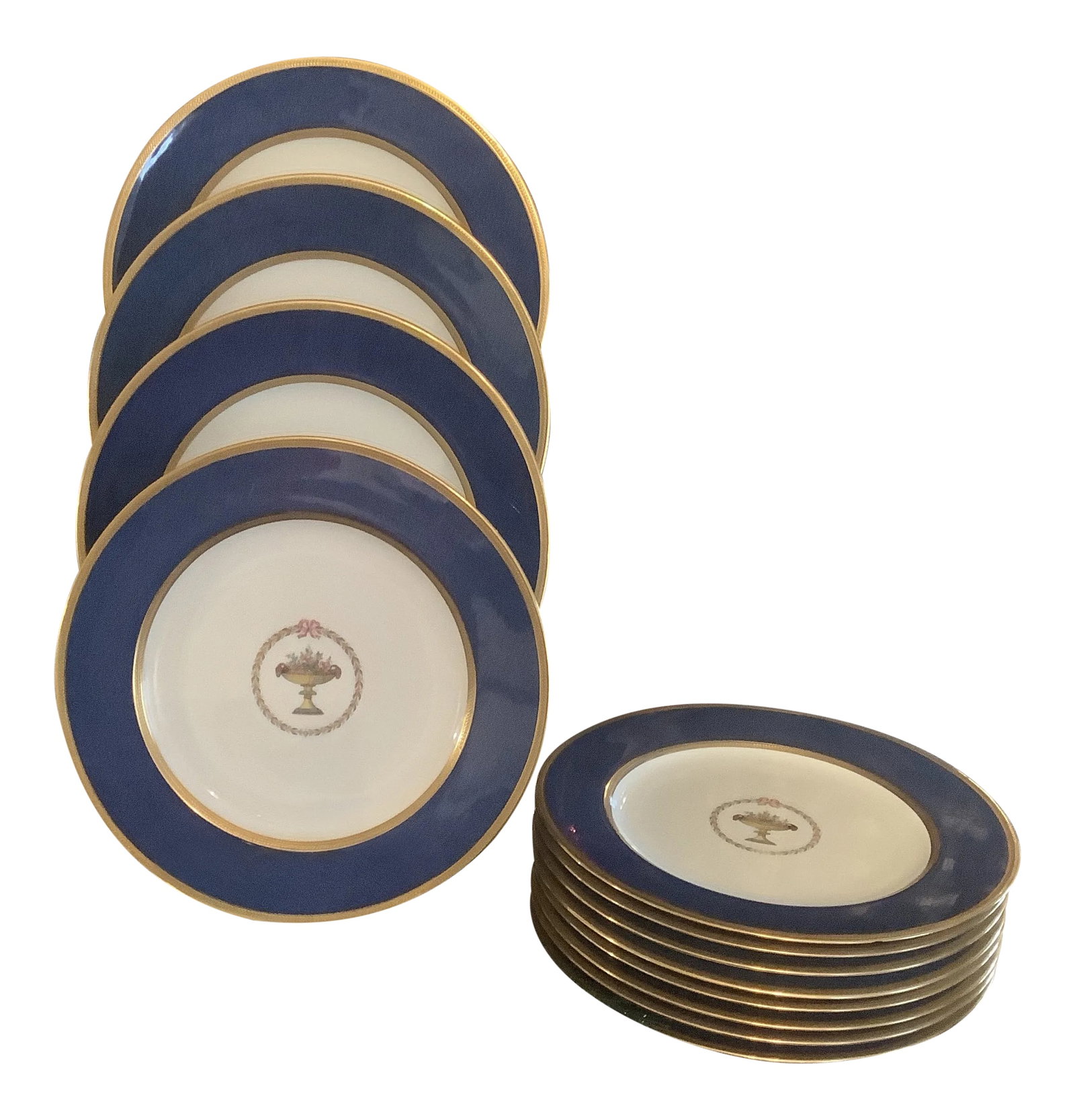 Set of 12 Spode Copelands Cobalt Dinner Plates, Acid Etched Gold: Beautiful set of 12 Spode Copelands dinner plates features: - Acid etched gold band border - Acid etched gold inner band - Wide cobalt blue border - Hand painted neo-classical floral and urn design - 