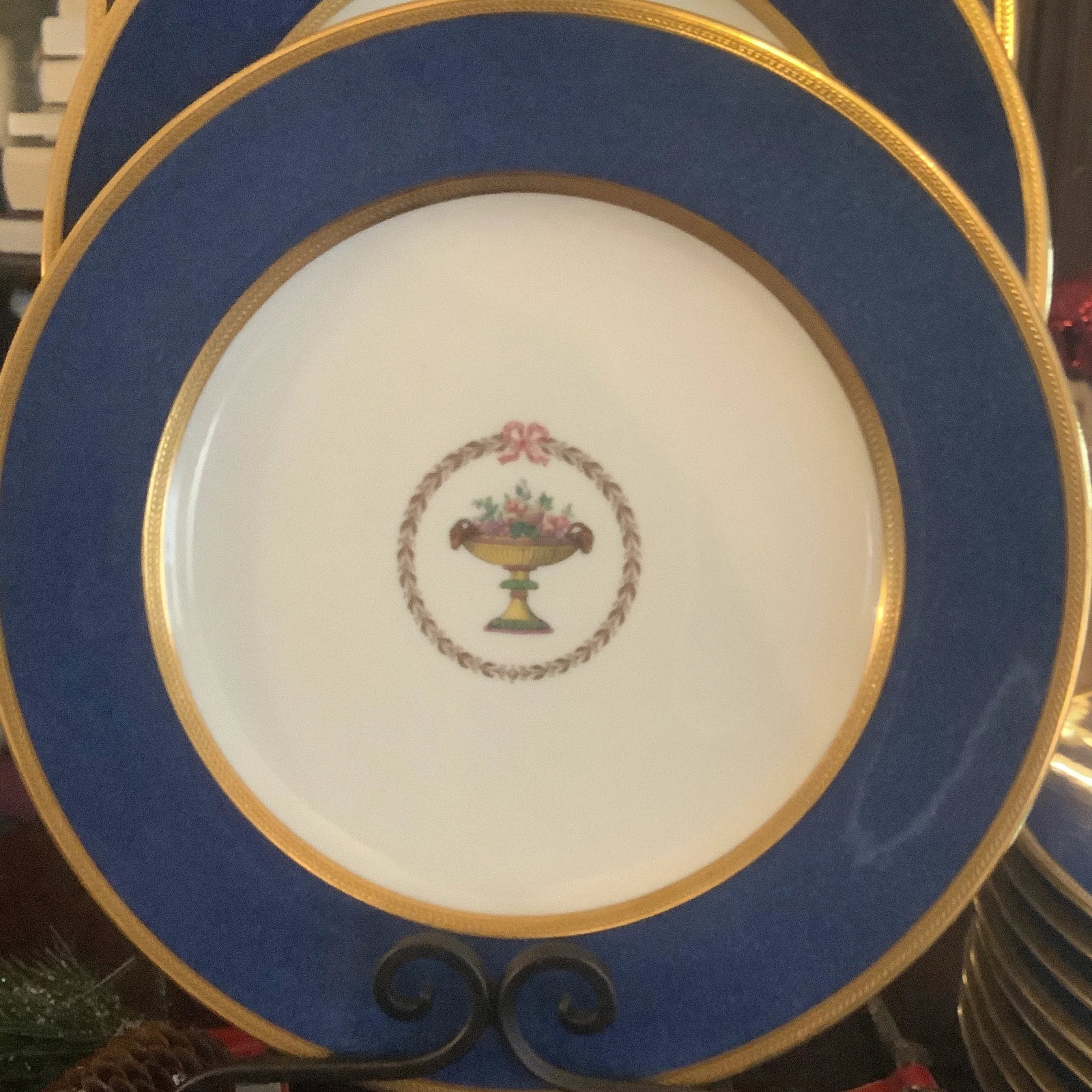 Set of 12 Spode Copelands Cobalt Dinner Plates, Acid Etched Gold - 6