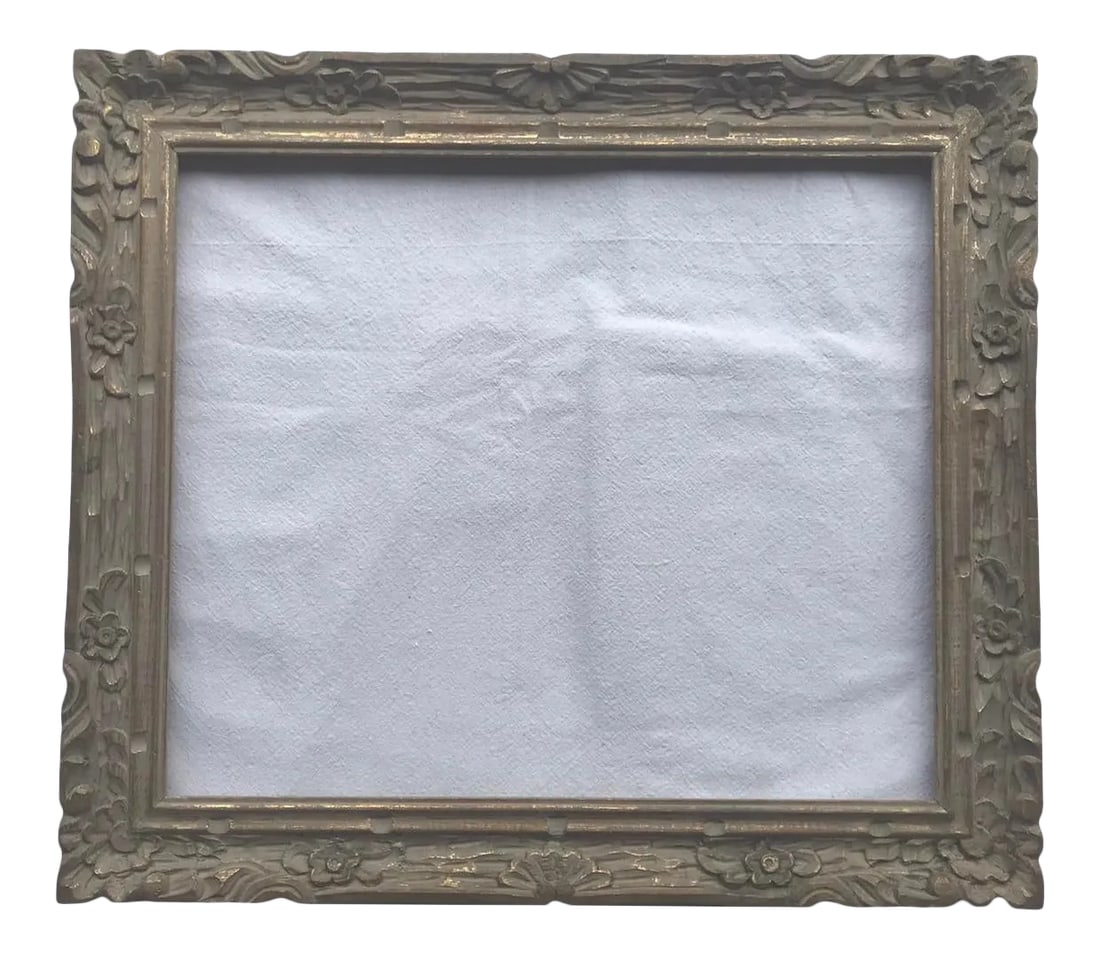Vintage Mexican Hand Carved Floral Frame: All-wood (no gesso) frame, hand carved in Mexico between the 1930s - 1950s. Carvings of flowers and leaves, with decorative flourishes. Finish has gorgeous patina, with traces of metallic gold gilt