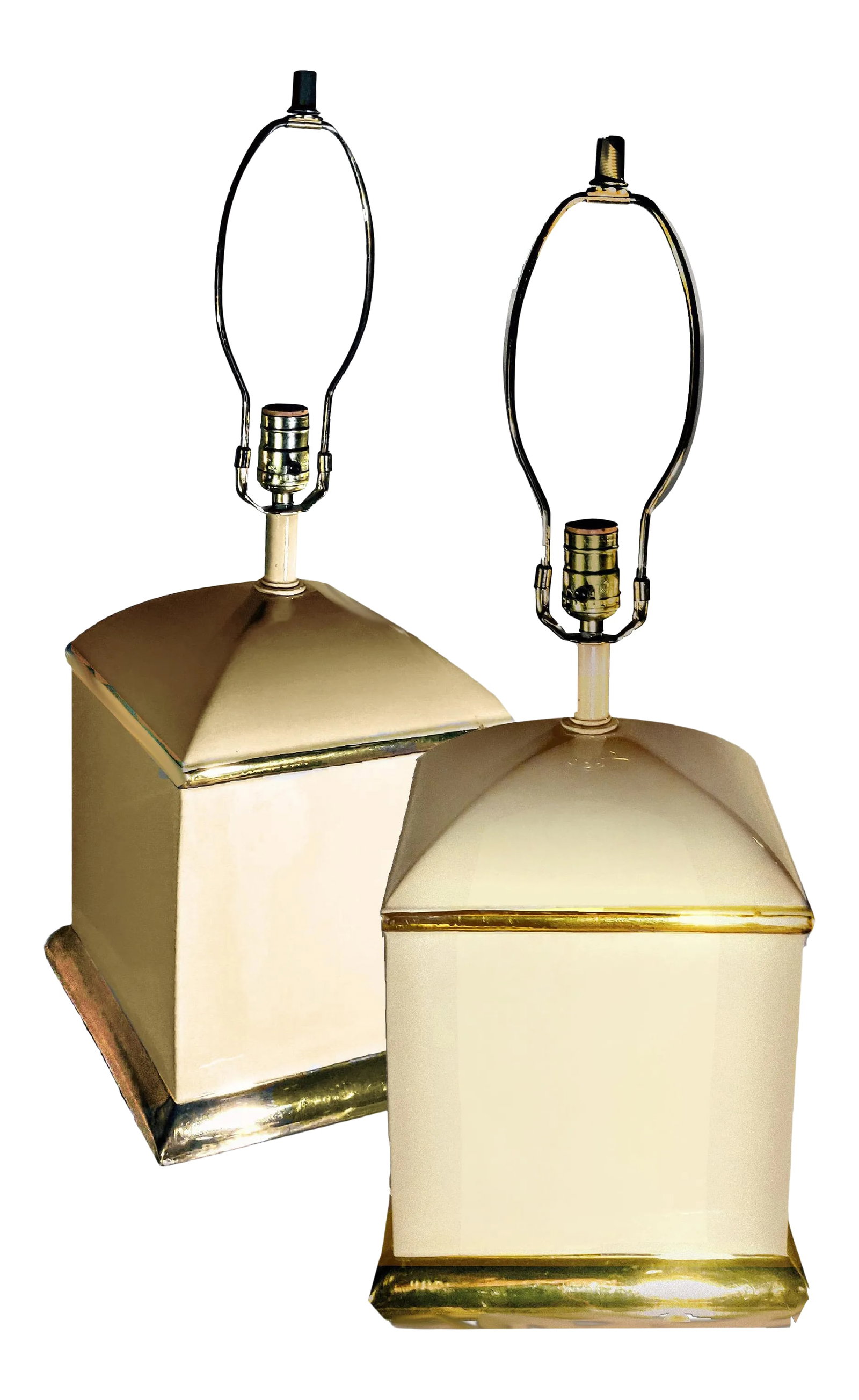 70s Chapman Hollywood Regency Style Cream & 14k Gold Square Shaped Lamps - a Pair: A very chic vintage pair of glamorous Chapman Lighting American Hollywood regency table lamps. This squatty duo features exquisite high quality execution in handcrafted glossy cream toned fired clay