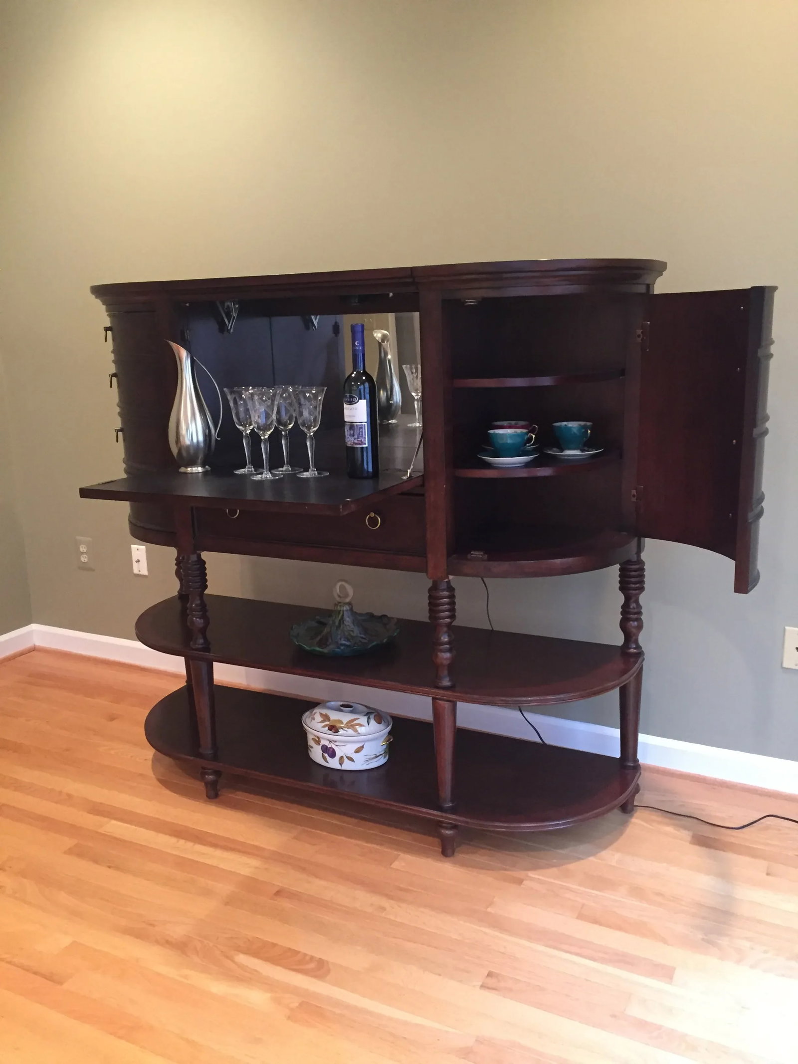 Lane Stockbridge Ventport Storage and Bar Cabinet - 5