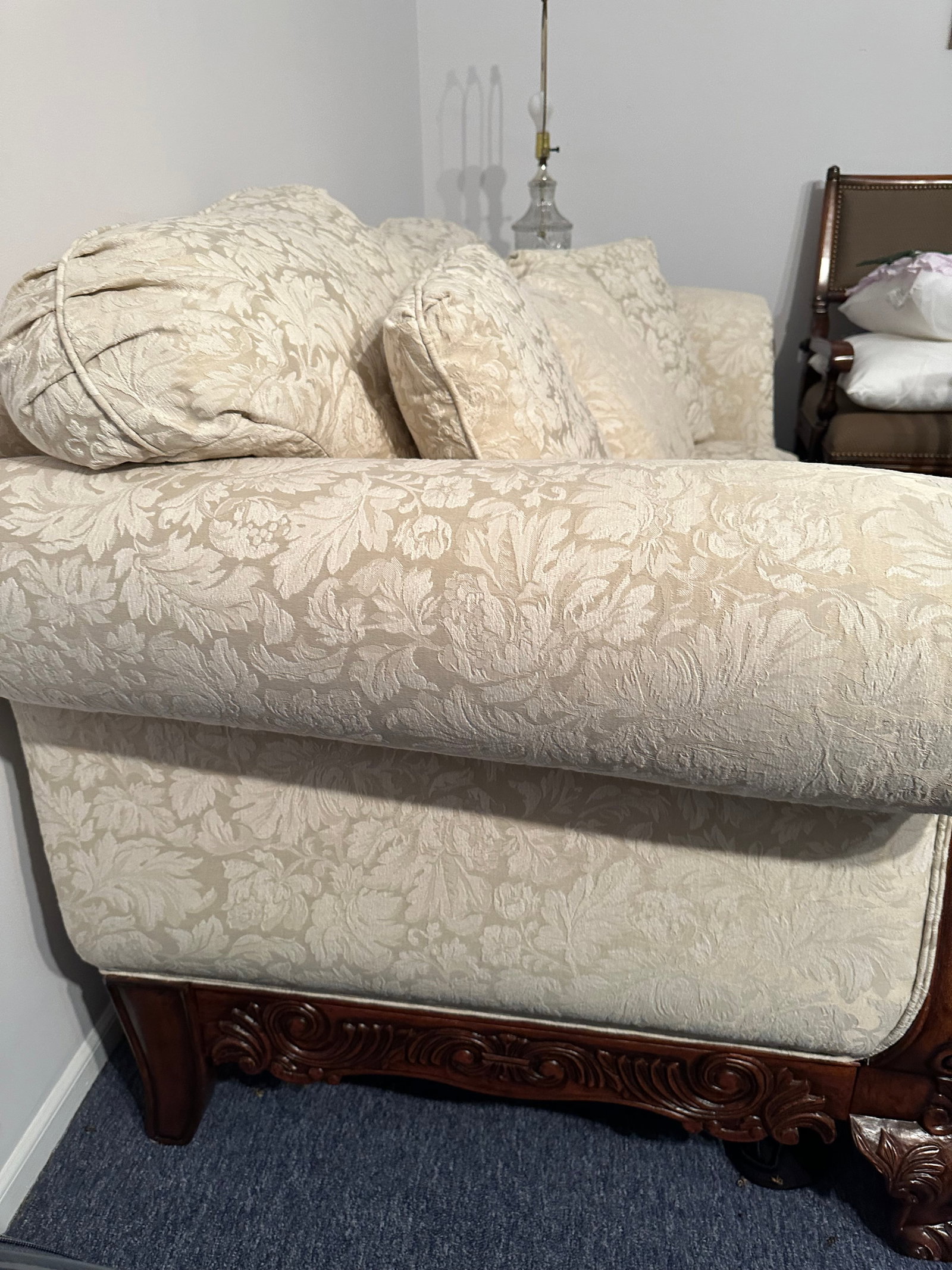 Broyhill Loveseat - 4