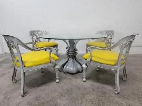 1960s Mid Century Hollywood Regency Dorothy Draper Designer Patio Set - 4 Seats with Table - 2