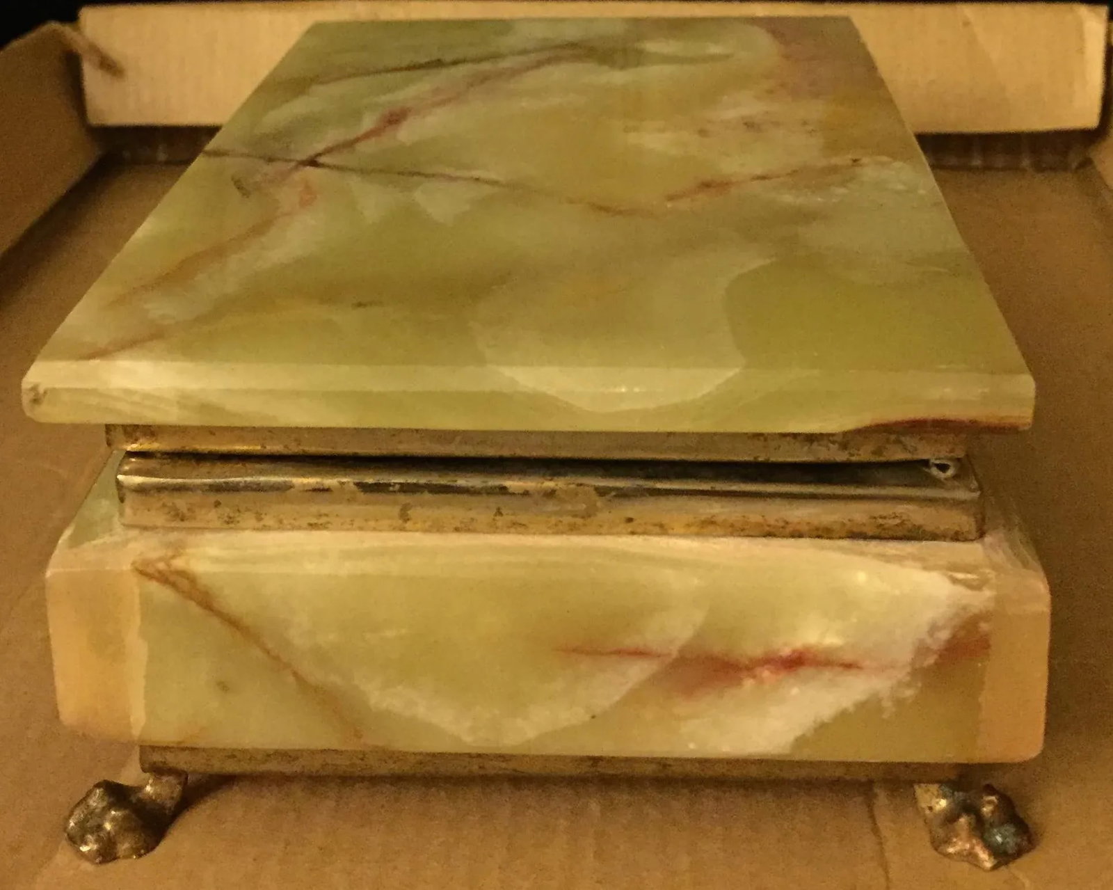 1950s Mid Century Translucent Olive Green Onyx with Brown Veins Red Velvet Lining, and Brass Claw Fe - 5
