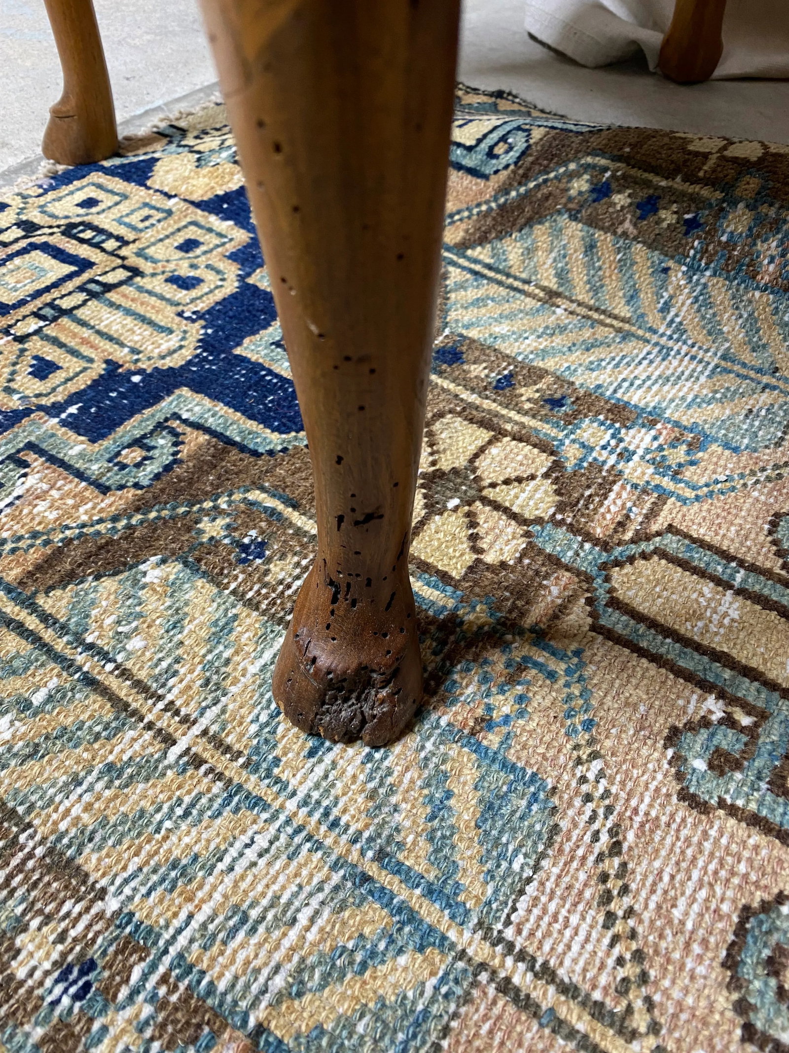 18th Century Vintage Dutch Marquetry Chairs - a Pair - 11