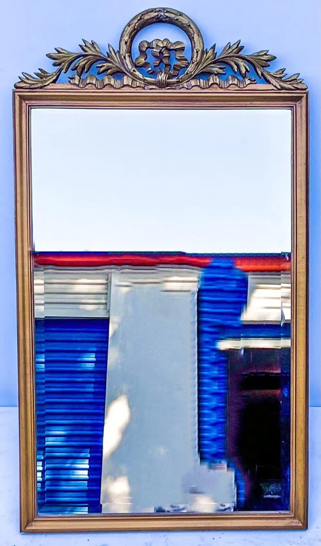 1940s French Neo-Classical Style Carved Giltwood Mirror - 5