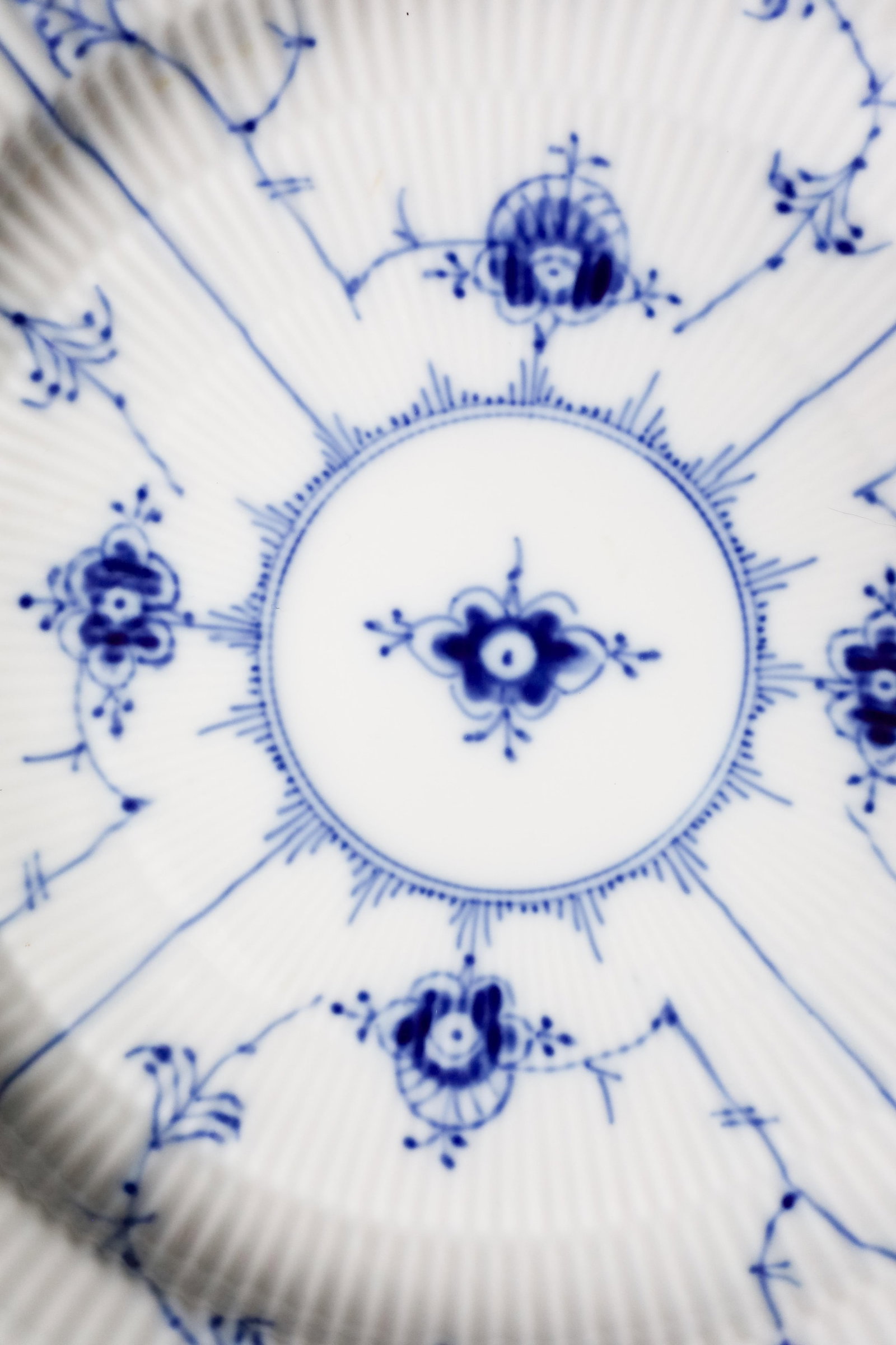 1920s Royal Copenhagen Blue Fluted Full Lace Dinner Plate No 1084 - 6