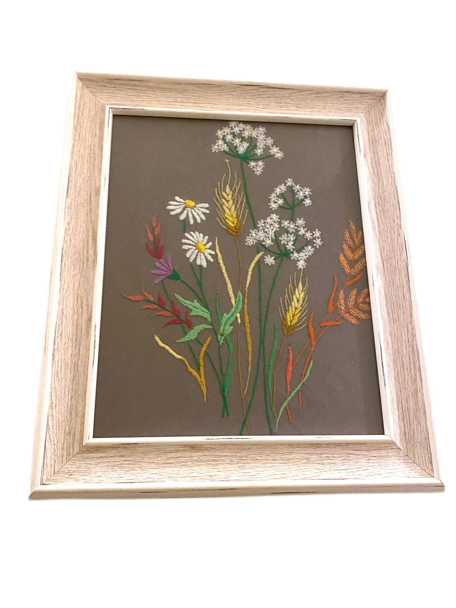 Vintage Mid-Century Daisy Crewel Art - 7