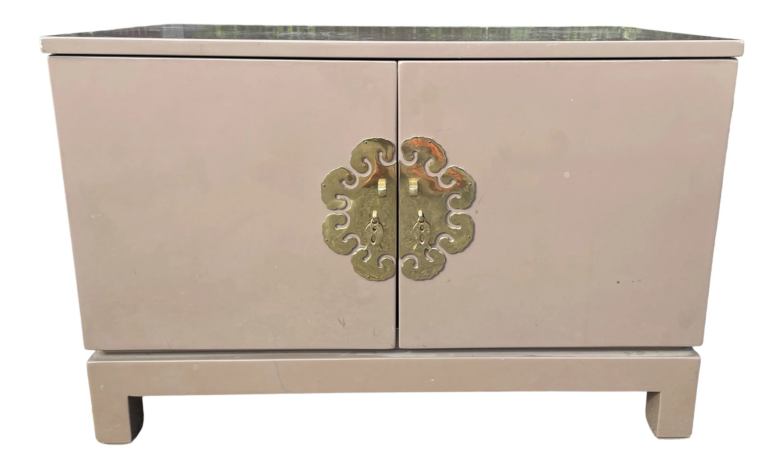 James Mont Asian Chinoiserie Lacquered Cabinet: Stunning lacquered chinoiserie James Mont style two door low cabinet made of solid wood. Great use as an endtable or nightstand. Two hidden hinge doors open to bountiful storage. Gorgeous warm tan