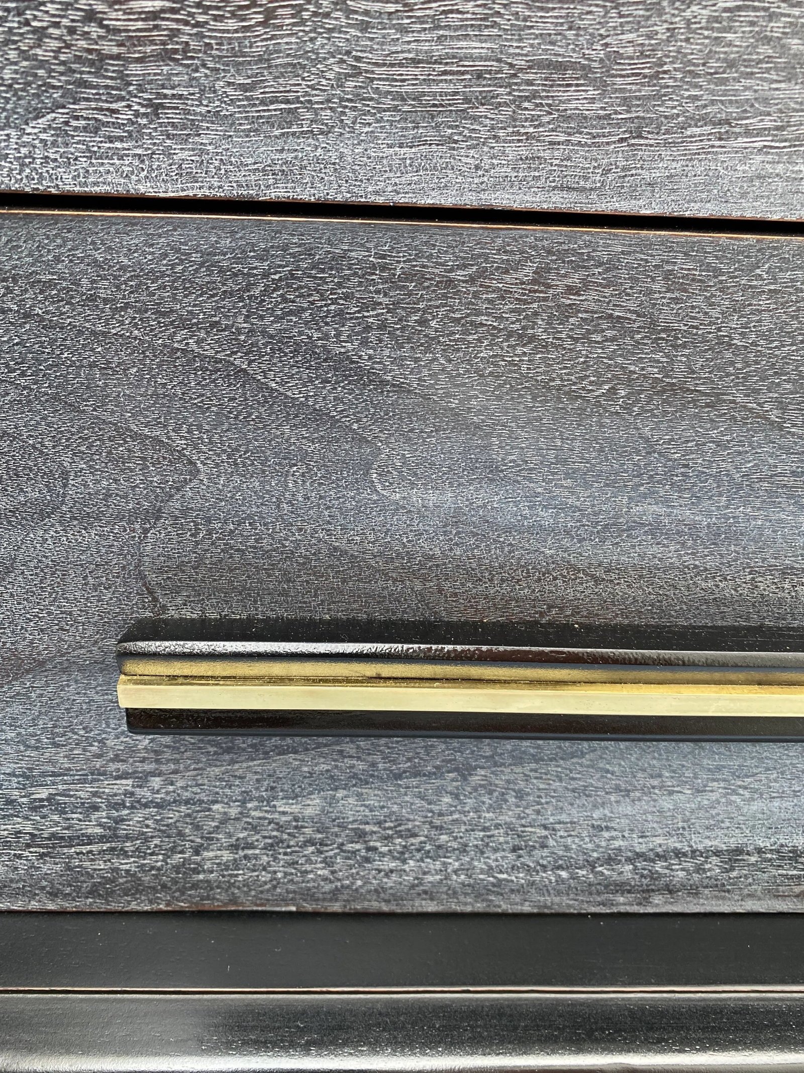 Mid-Century Modern Cerused Finish Dresser Attributed to t.h. Robsjohn-Gibbings - 5