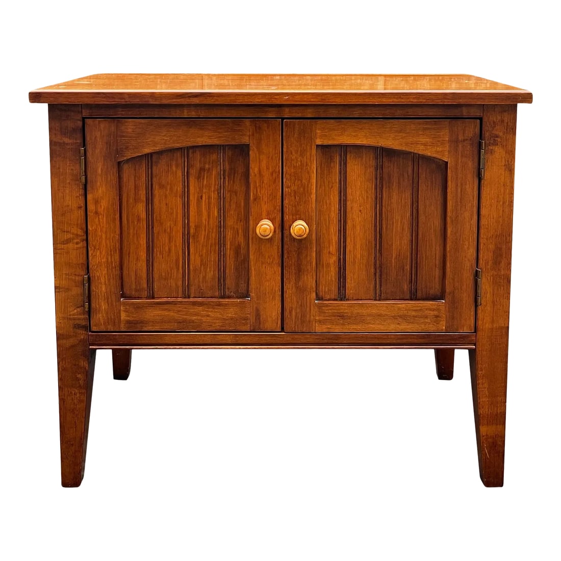 Ethan Allen Country Colors Rustic Traditional Maple Chairside Chest or Nightstand (14-9401) (1 of 11)