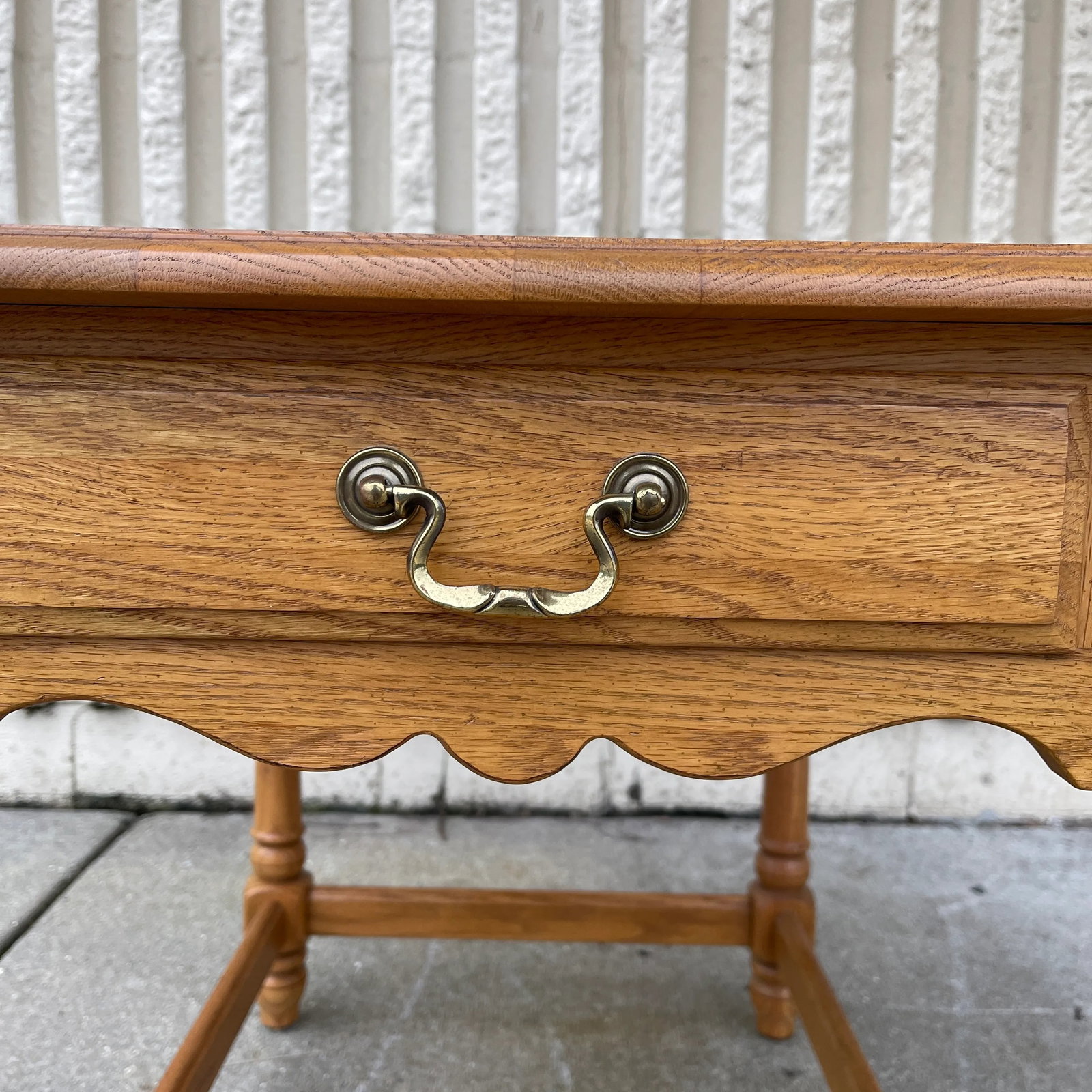 Ethan Allen Canterbury Collection Traditional Oak 1 Drawer Side Table - 7