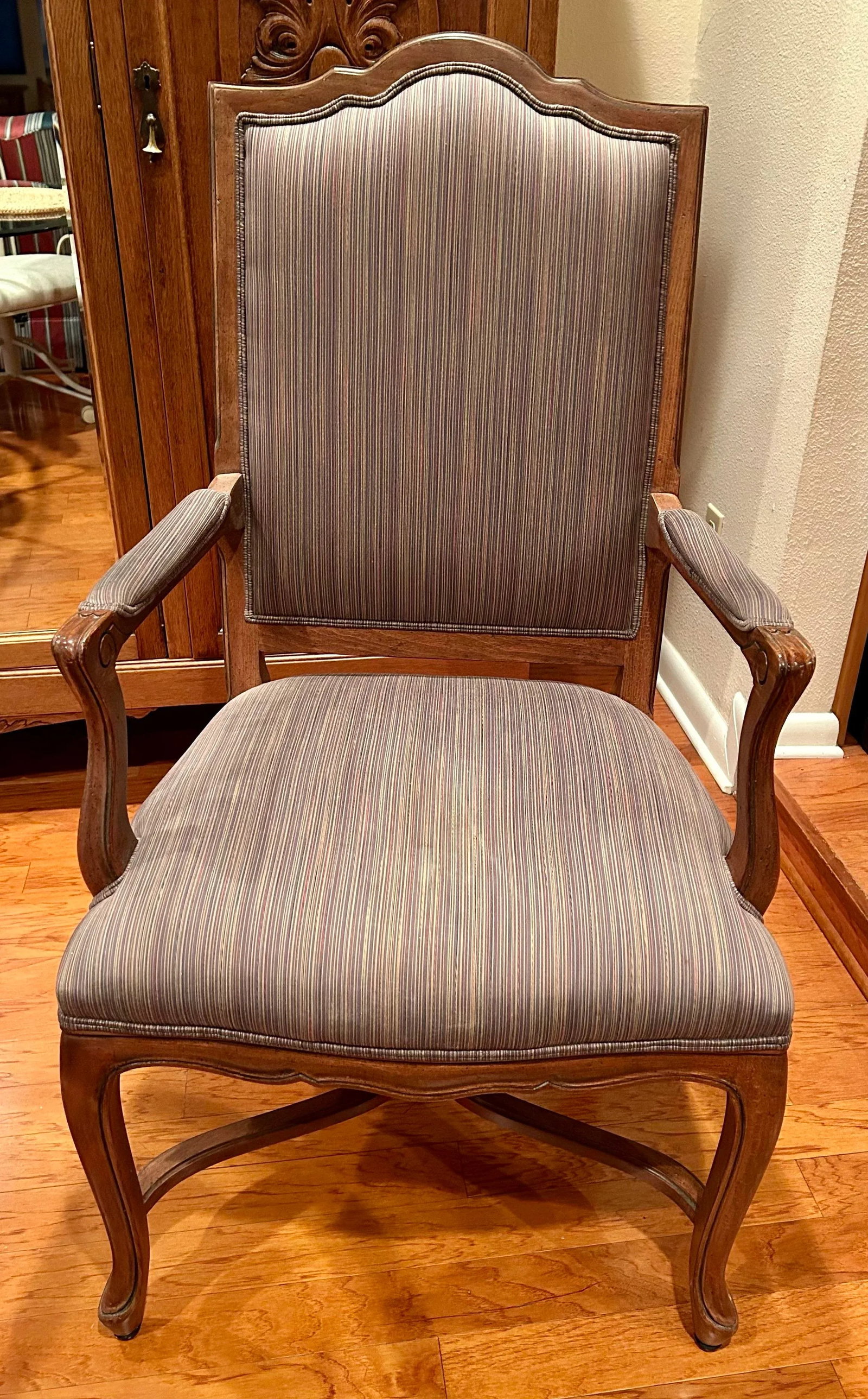 Ethan Allen French Country Dining Accent Arm Chair - 7