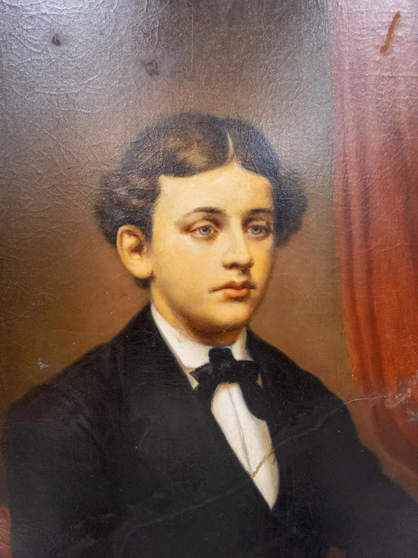 19th Century American School Portrait Painting of a Boy in Gold Frame - 7