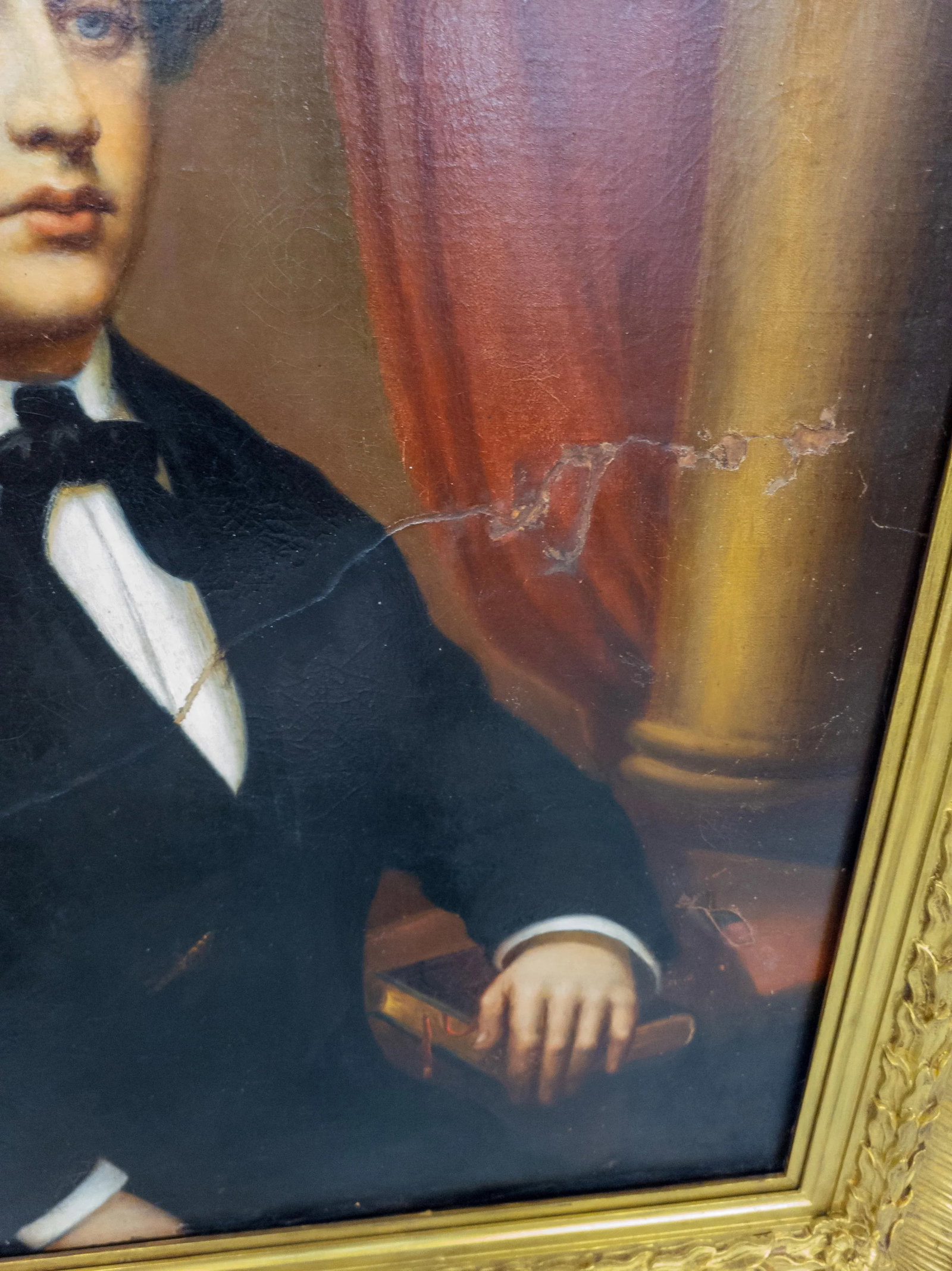 19th Century American School Portrait Painting of a Boy in Gold Frame - 8
