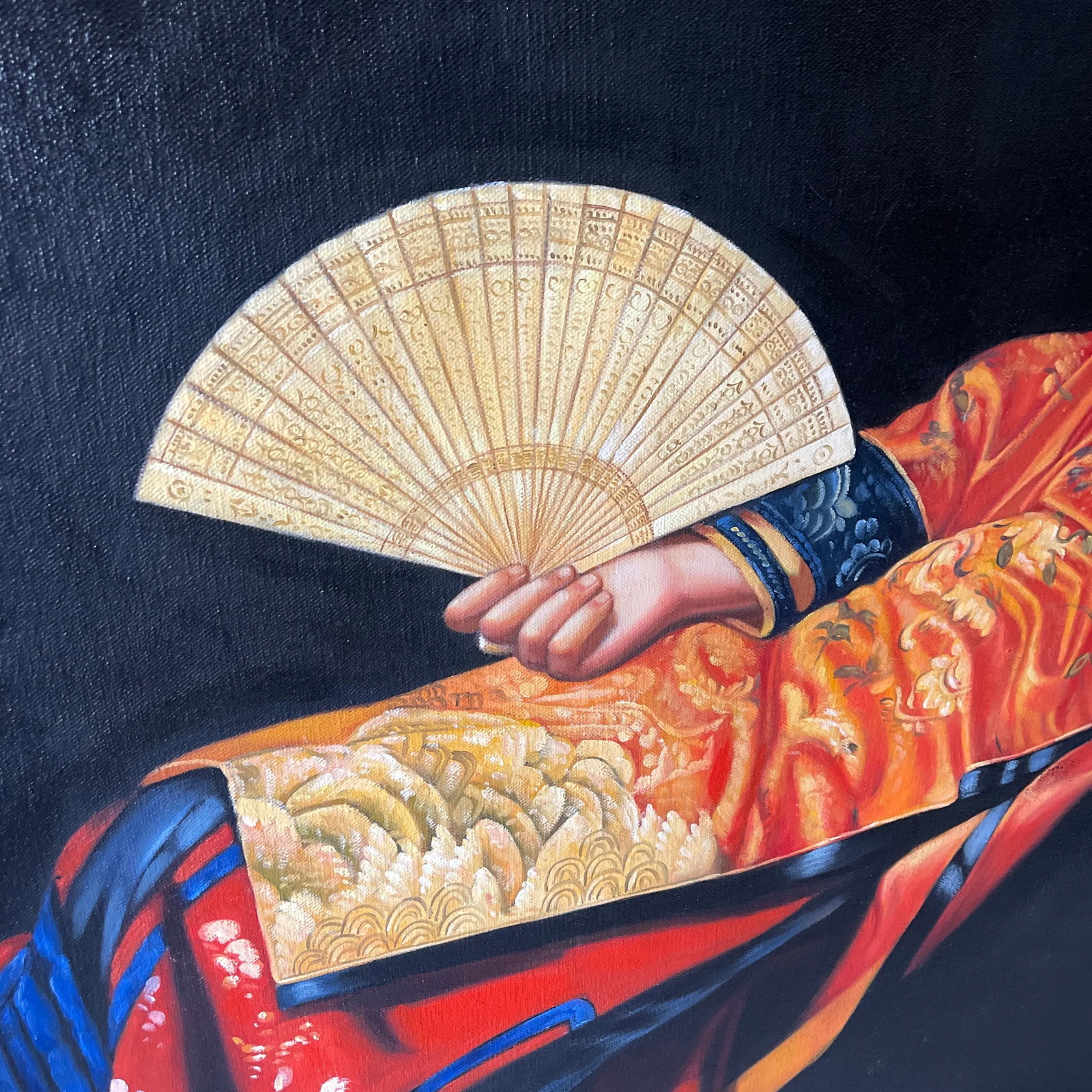 Late 20th Century Portrait Oil Painting of a Reclining Asian Woman with Fan - 3