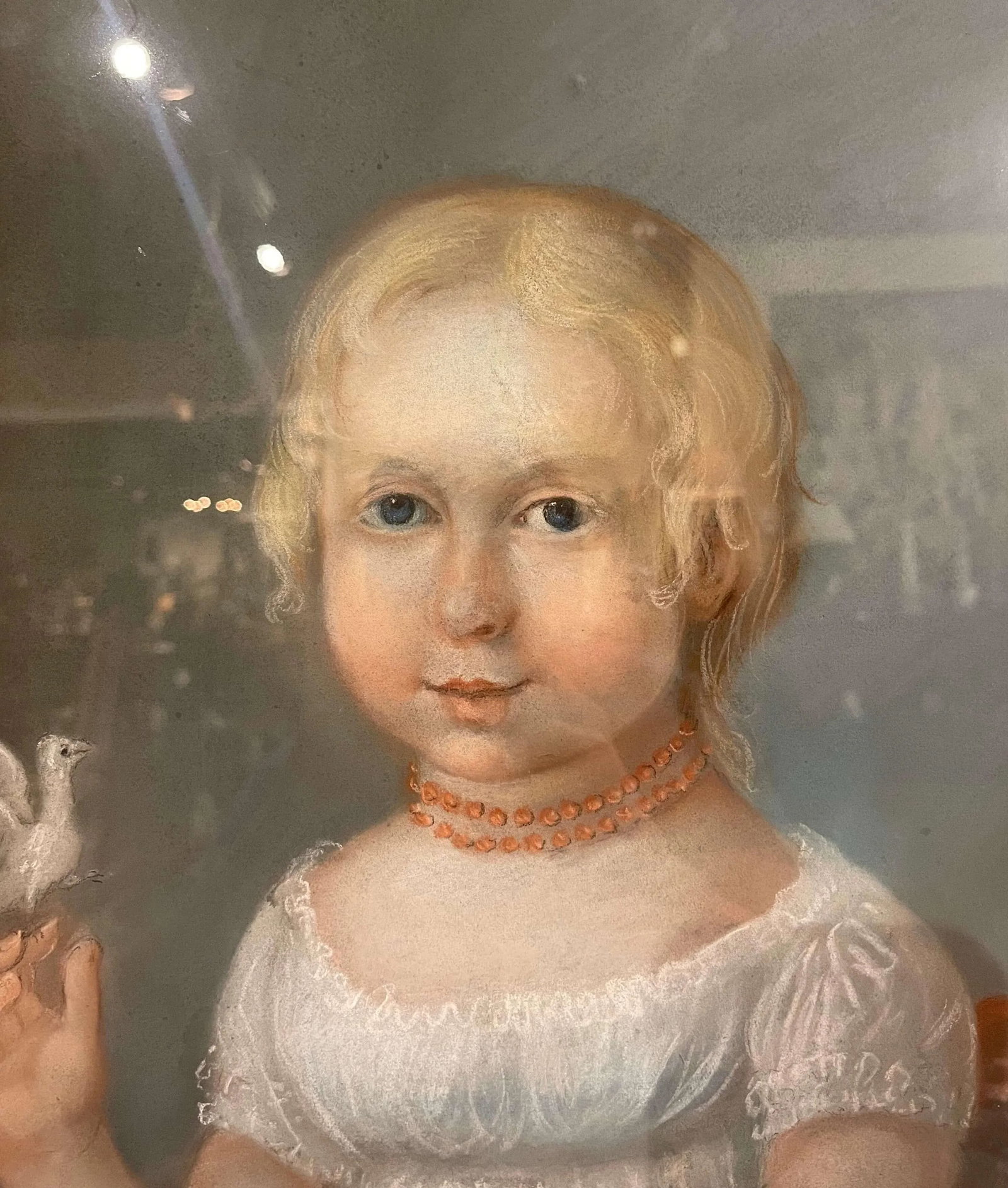Late 19th Century French Young Girl With Bird Pastel Portrait in Gilt Frame - 7