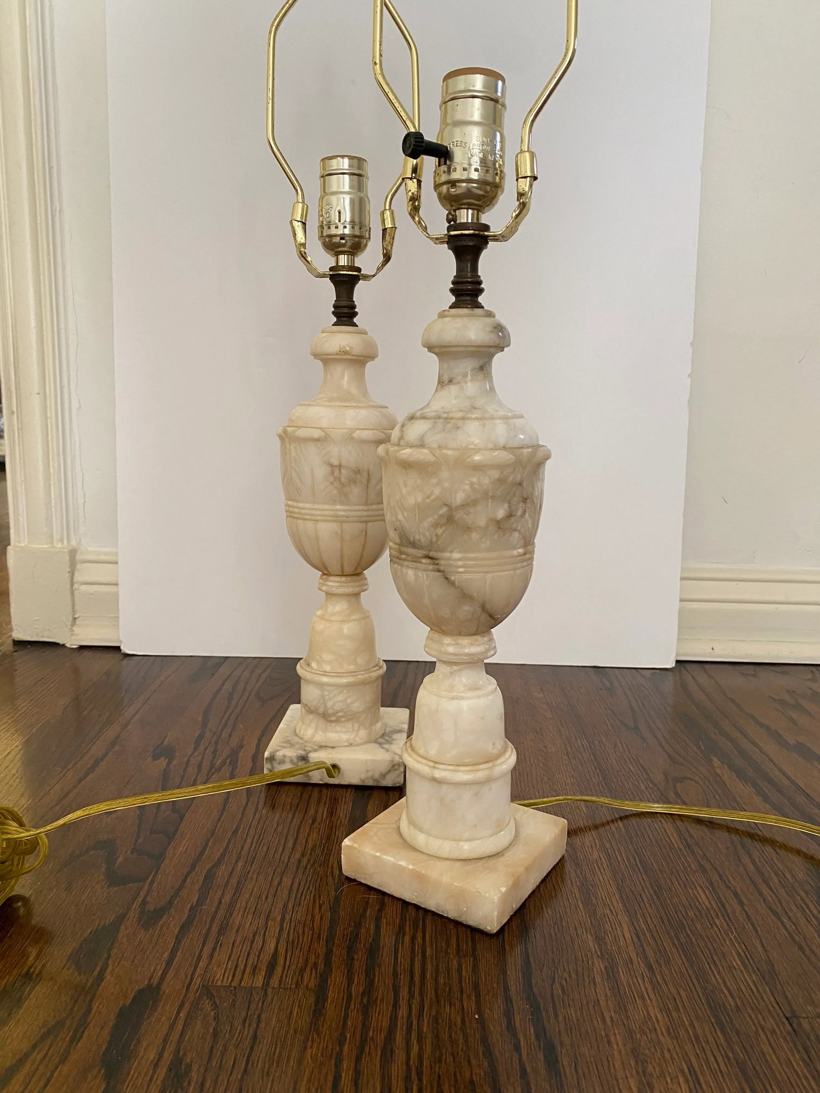 Vintage 1930s Alabaster Lamps - a Pair - 3