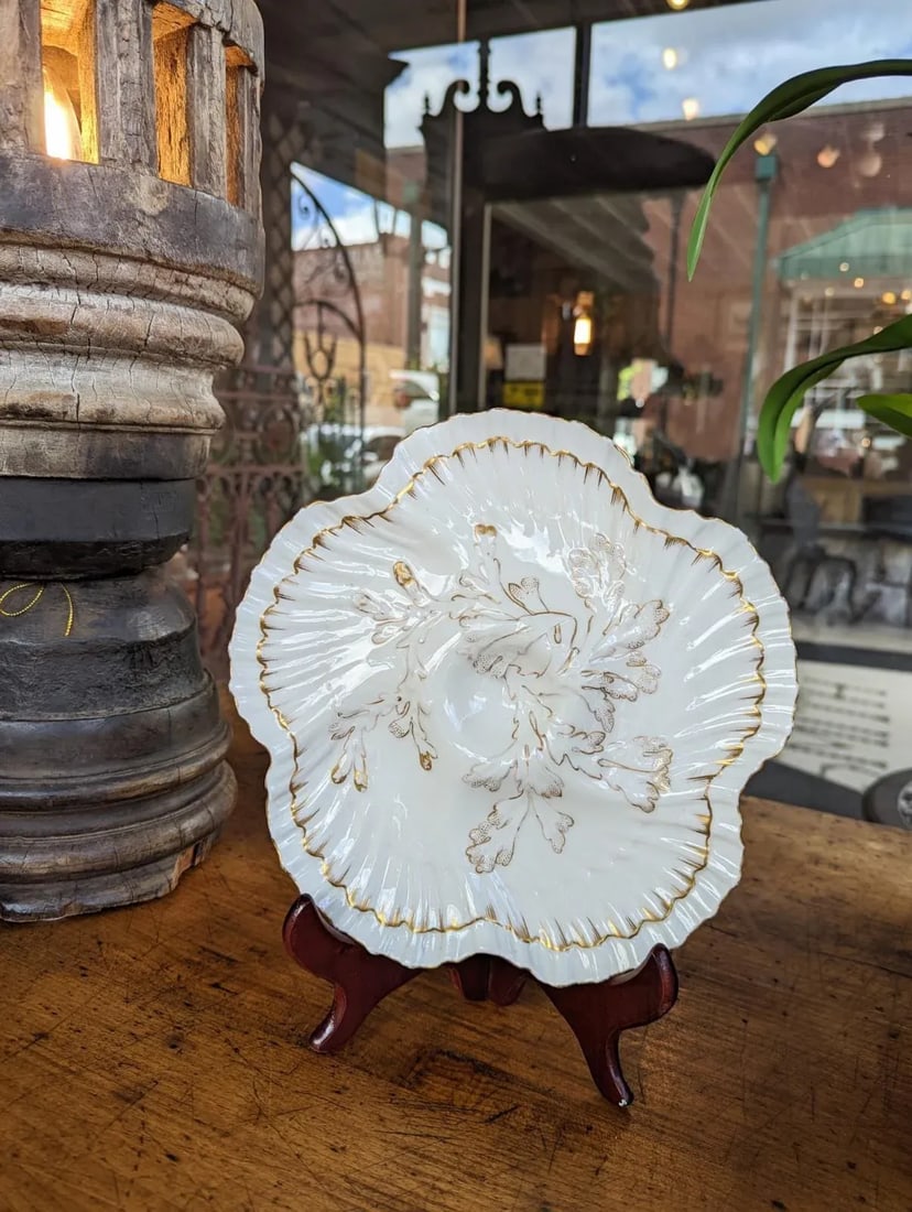 Antique English Brownfield Porcelain Oyster Plate Made for Tiffany & Co. - 3
