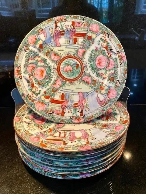 1930s Chinese Rose Canton Medallion Porcelain Dinnerware Set- 60 Pieces - 2