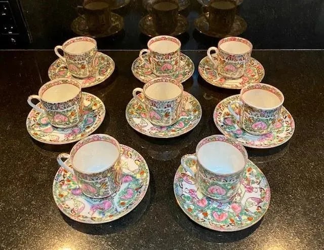1930s Chinese Rose Canton Medallion Porcelain Dinnerware Set- 60 Pieces - 8