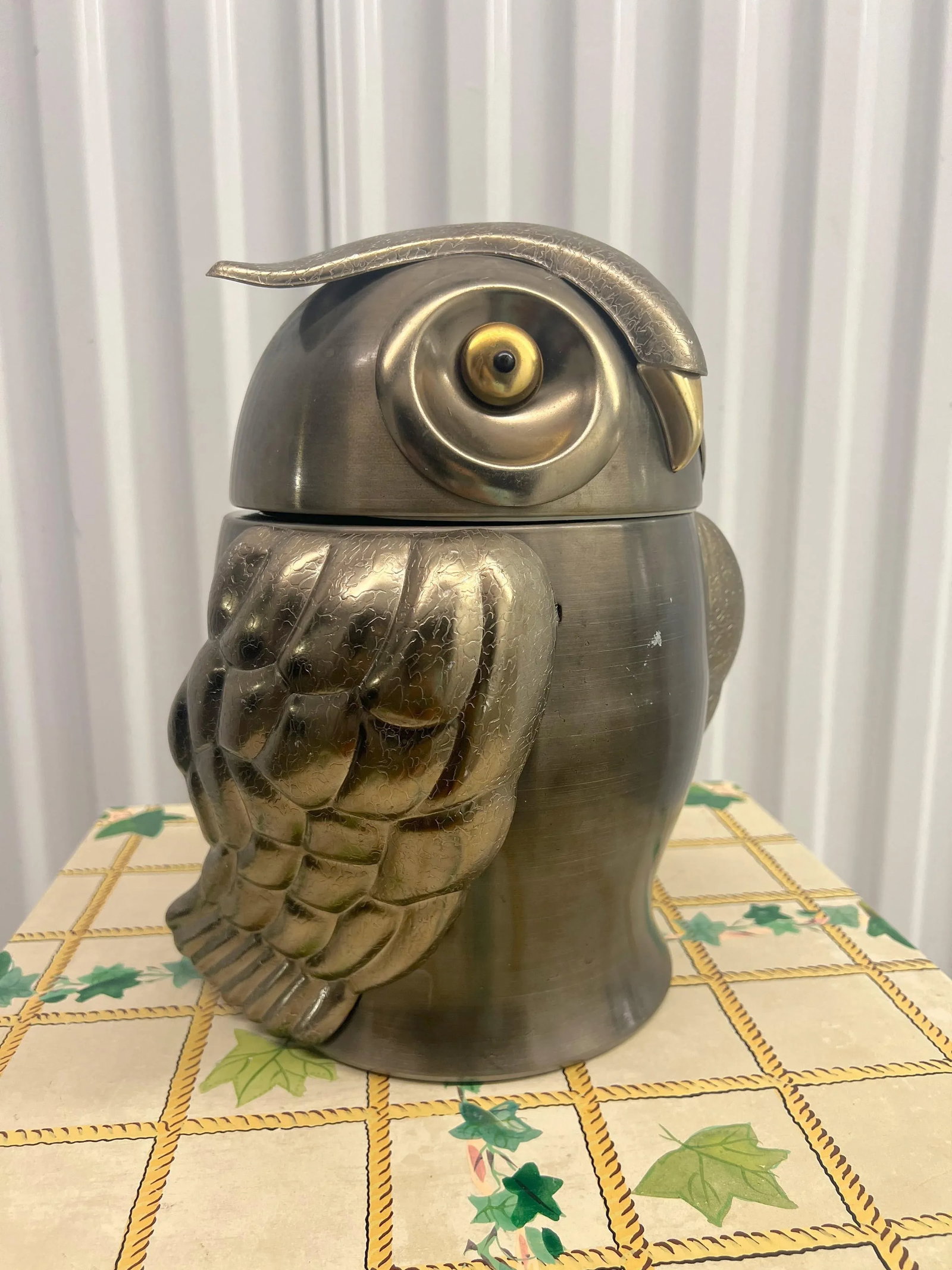 1970's Seymour Mann Italian Design Owl Form Ice Bucket. - 2
