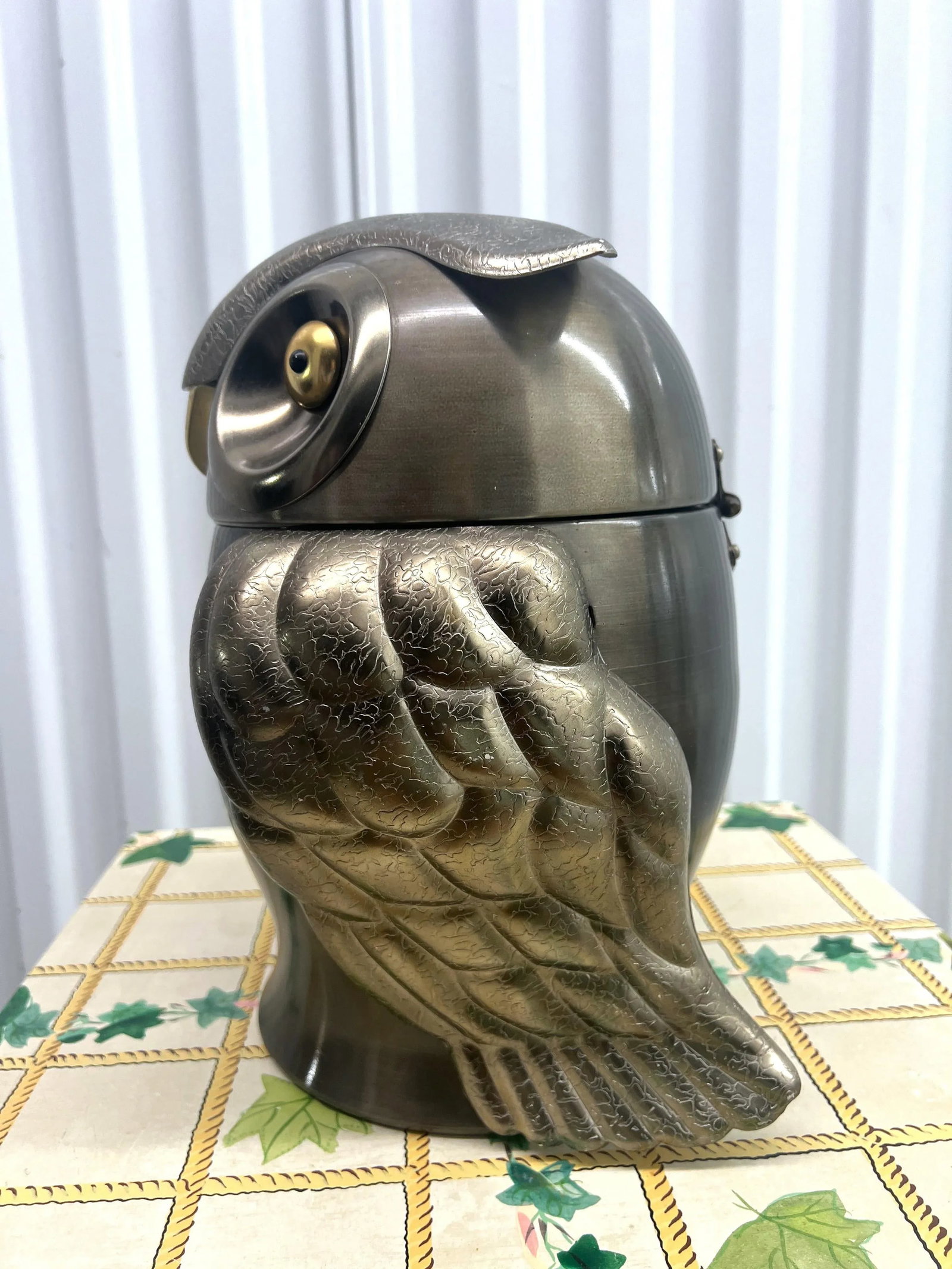 1970's Seymour Mann Italian Design Owl Form Ice Bucket. - 7