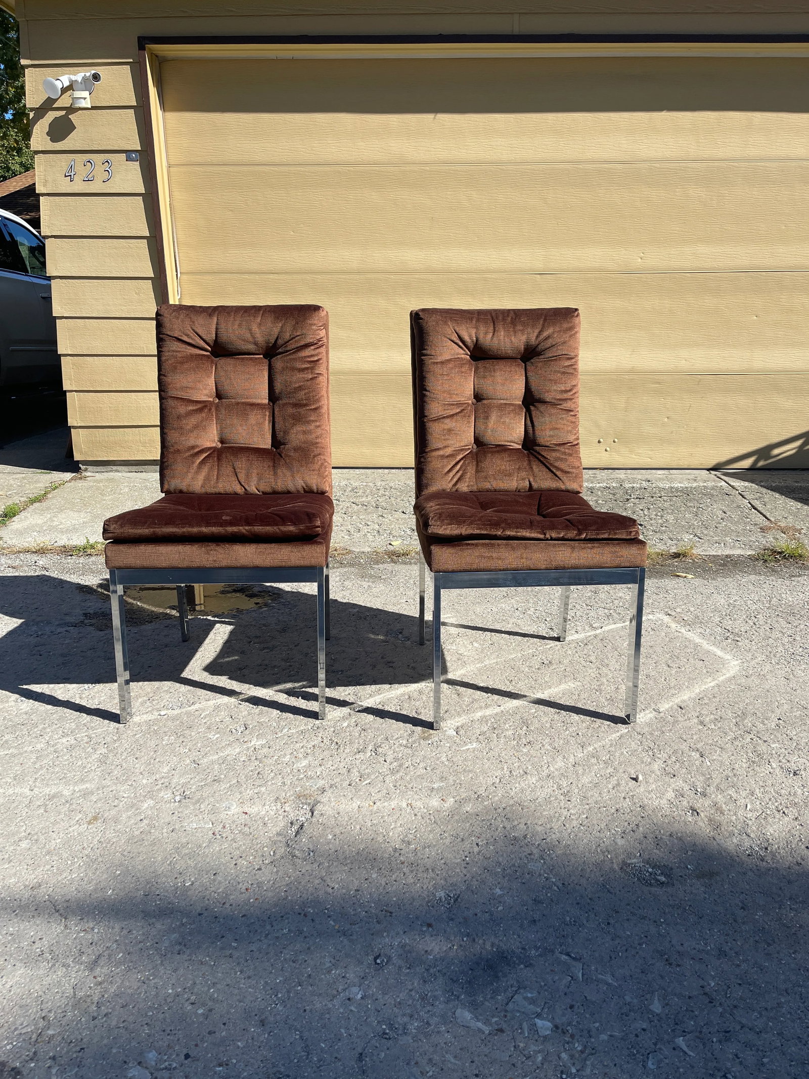 Late 20th Century Design Institute of America Chrome Side Chairs in the Style of Milo Baughman - a P - 5