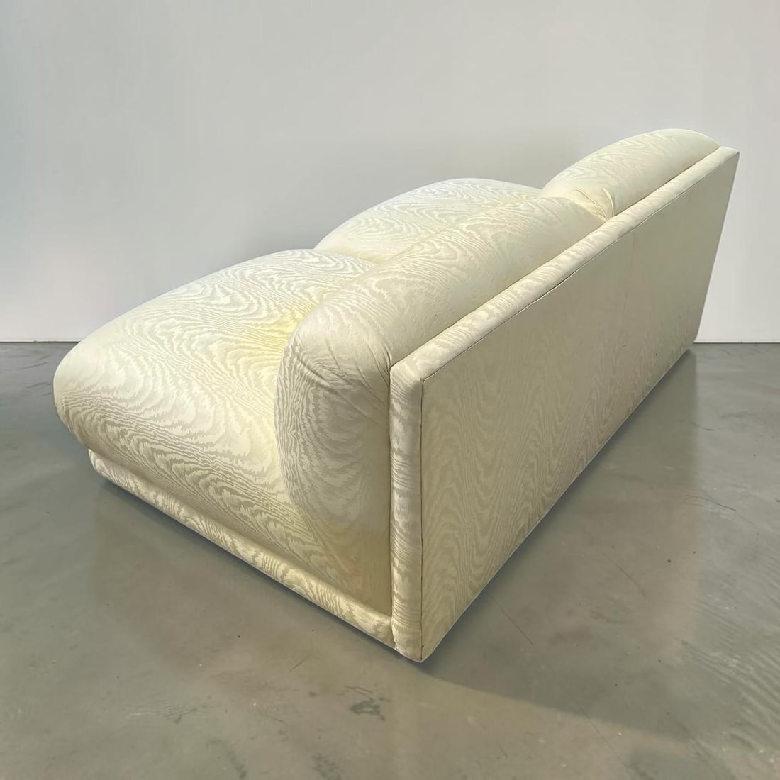 Vintage Bernhardt Brass Base Slipper Love Seat - 6