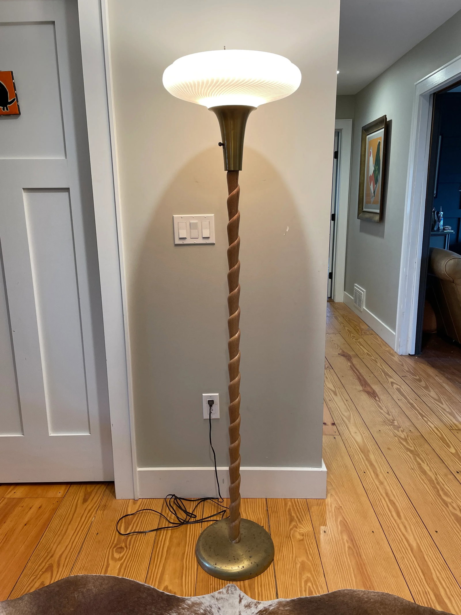 1930s Russel Wright Twisted Cerused Oak Brass Torchiere Floor Lamp - 2