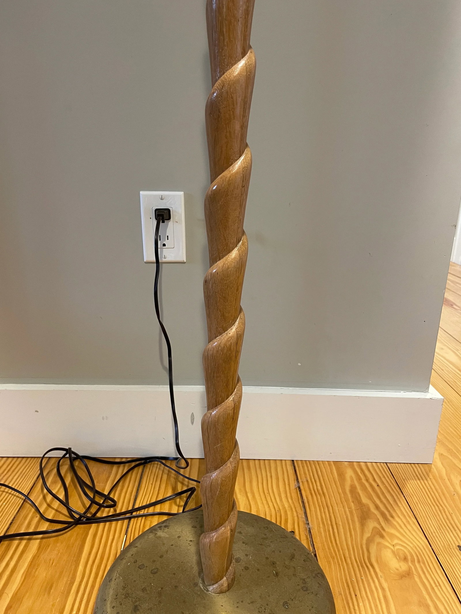 1930s Russel Wright Twisted Cerused Oak Brass Torchiere Floor Lamp - 8