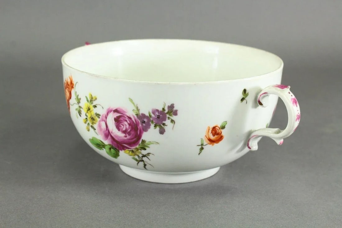 Circa 1756 Vienna Porcelain Ecuelle Bowl & Cover W. Strawberry Knob - 7