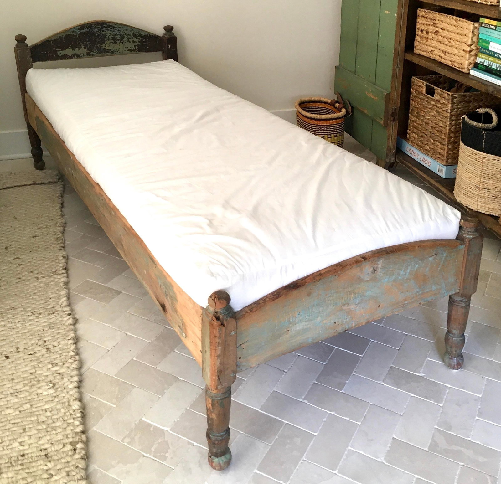19th Century Primitive Painted Daybed - 9